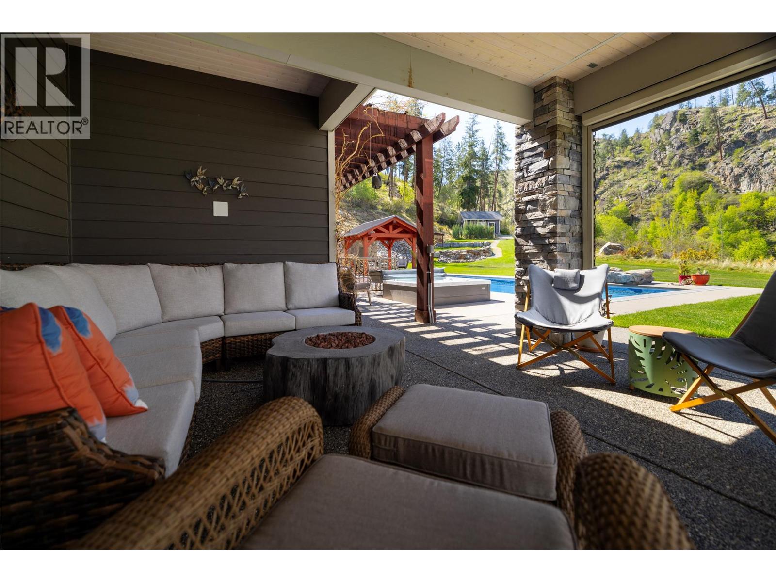 5723 Jasper Way, Kelowna, British Columbia  V1W 5L7 - Photo 40 - 10385630