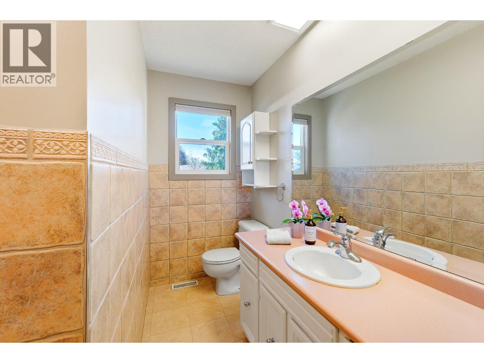 440 Molnar Road, Kelowna, British Columbia  V1X 5H6 - Photo 11 - 10385122