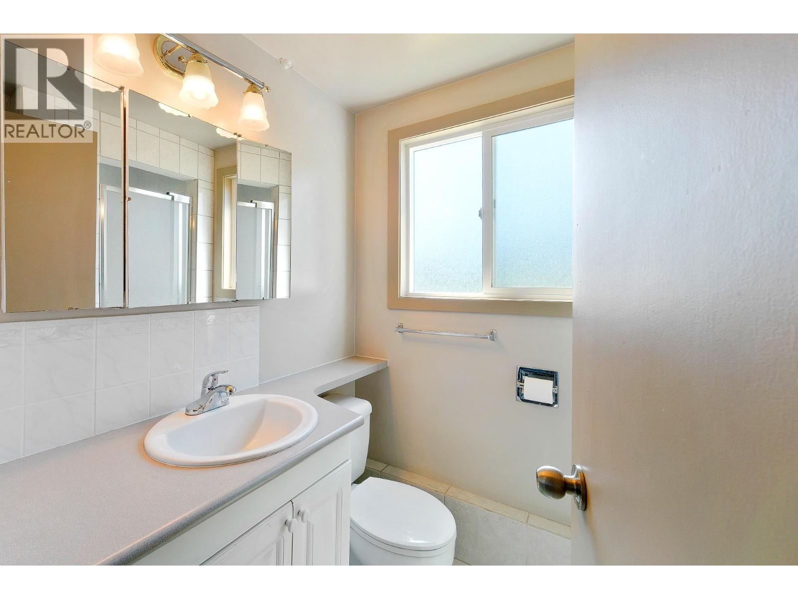 440 Molnar Road, Kelowna, British Columbia  V1X 5H6 - Photo 22 - 10385122
