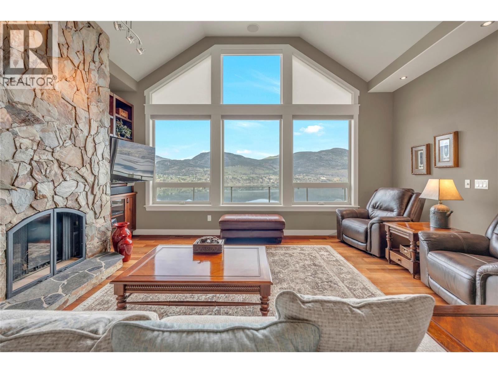 166 Vintage Boulevard, Okanagan Falls, British Columbia  V0H 1R3 - Photo 13 - 10384788