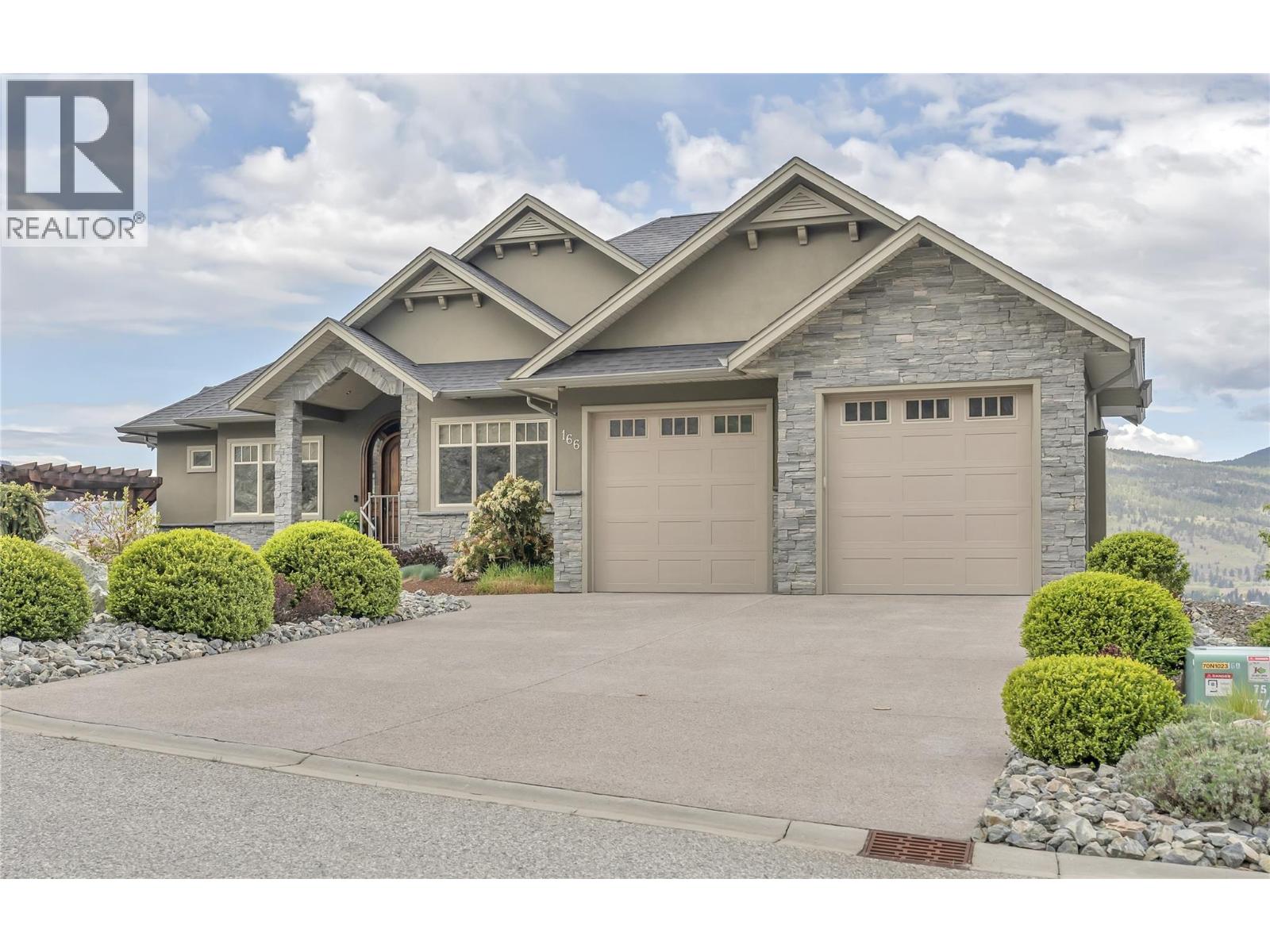 166 Vintage Boulevard, Okanagan Falls, British Columbia  V0H 1R3 - Photo 4 - 10384788