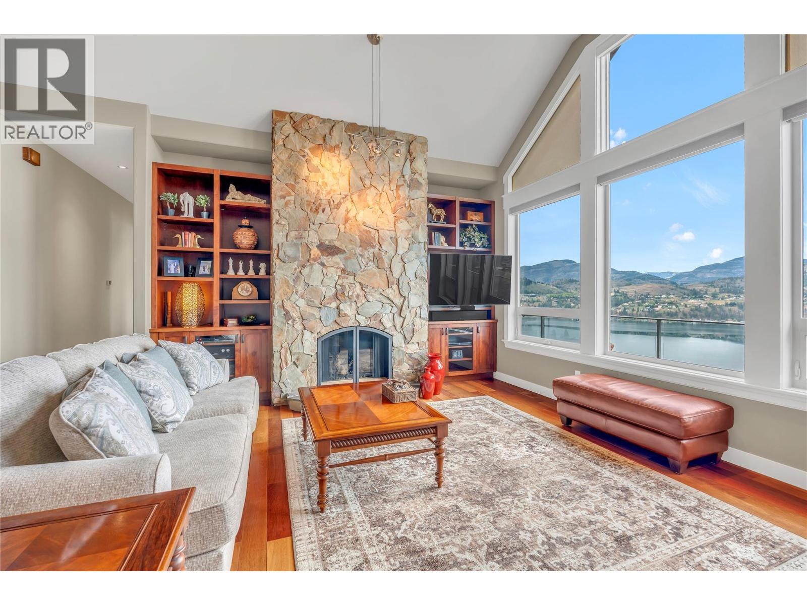 166 Vintage Boulevard, Okanagan Falls, British Columbia  V0H 1R3 - Photo 6 - 10384788