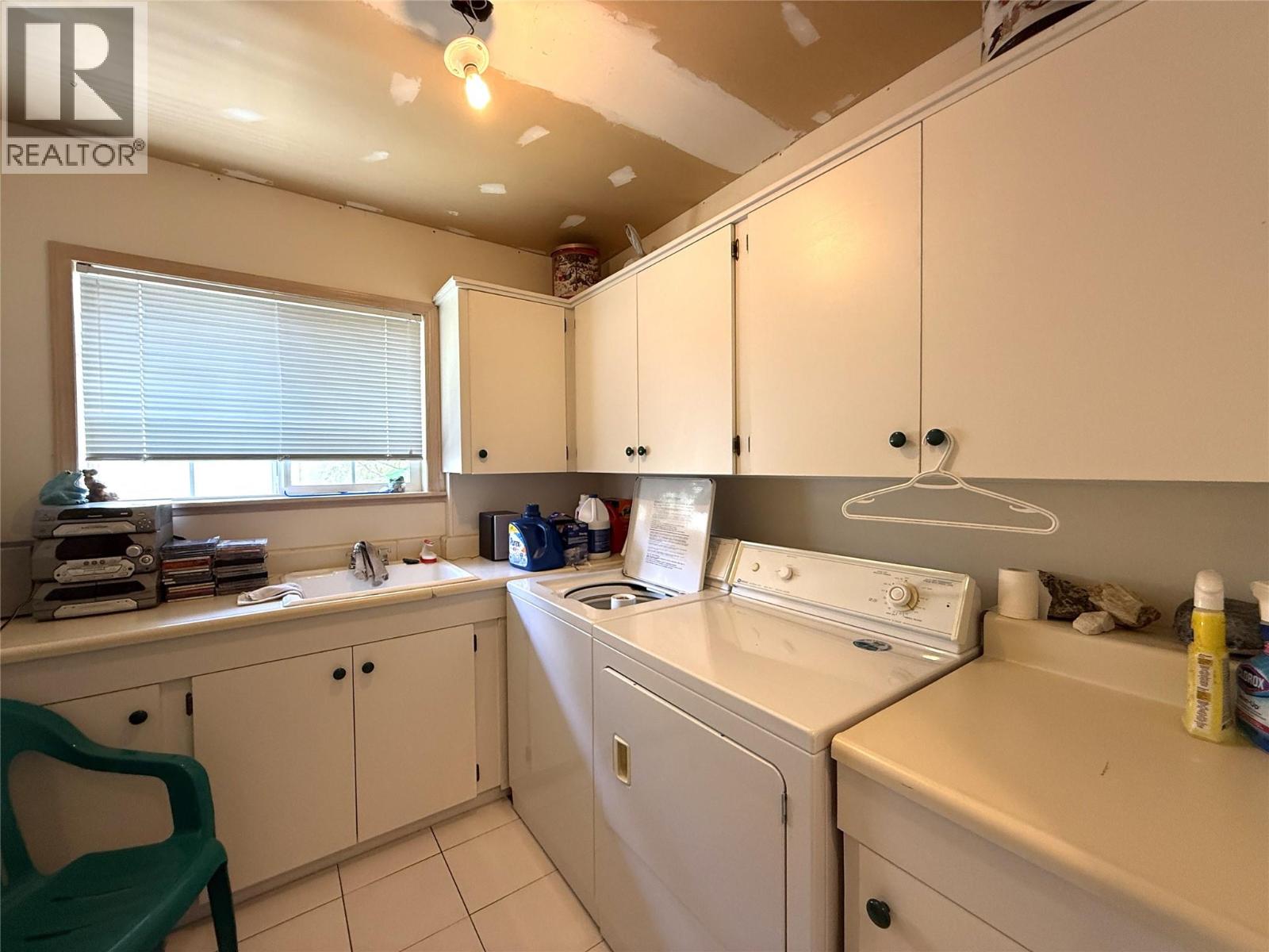 3461 Bodard Road, Nelson, British Columbia  V1L 6T3 - Photo 36 - 10385776