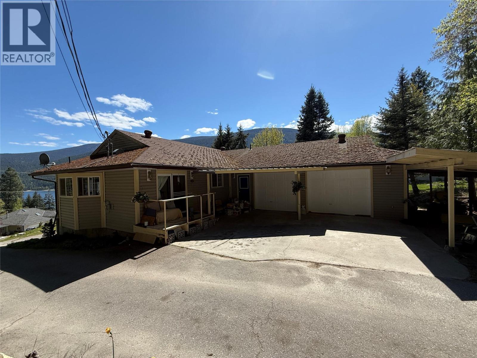 3461 Bodard Road, Nelson, British Columbia  V1L 6T3 - Photo 5 - 10385776