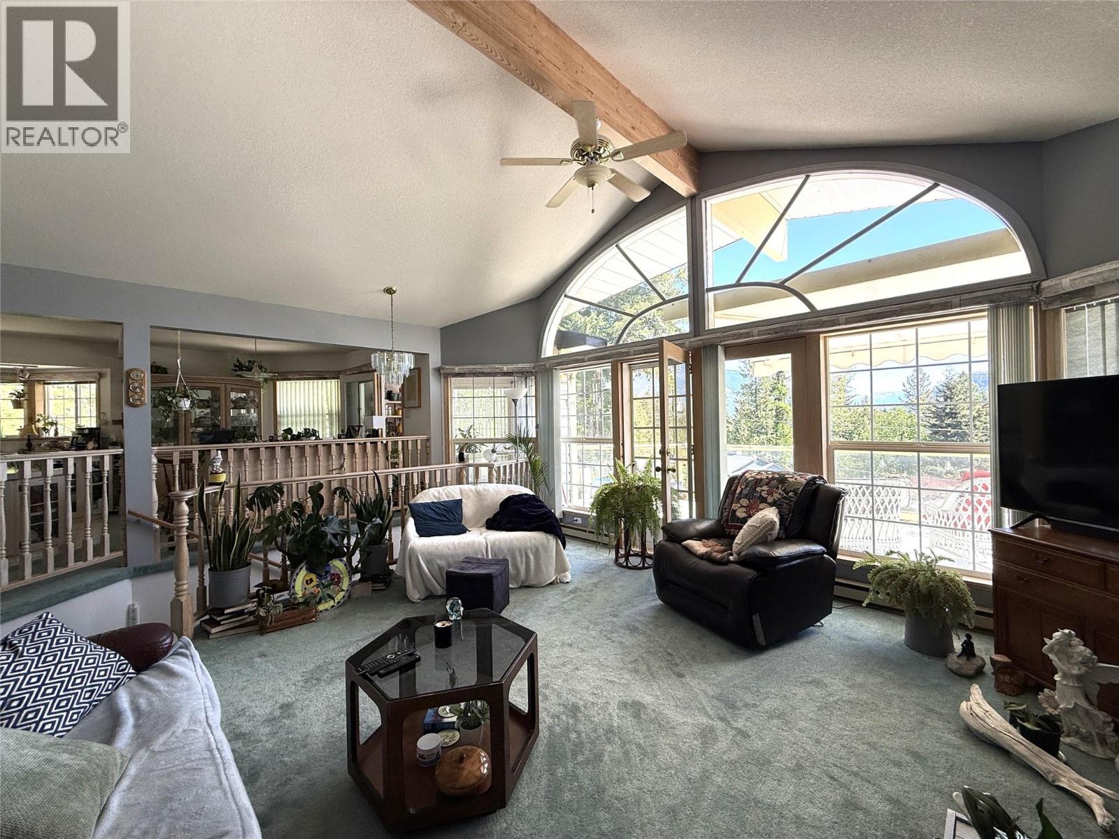 3461 Bodard Road, Nelson, British Columbia  V1L 6T3 - Photo 8 - 10385776