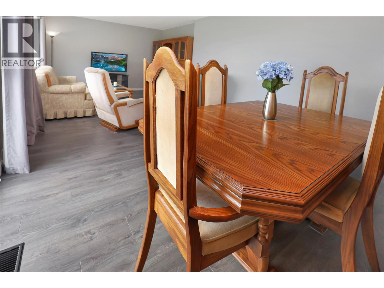 3526 Island Pond Road, Skookumchuck, British Columbia  V0B 2E0 - Photo 16 - 10385283