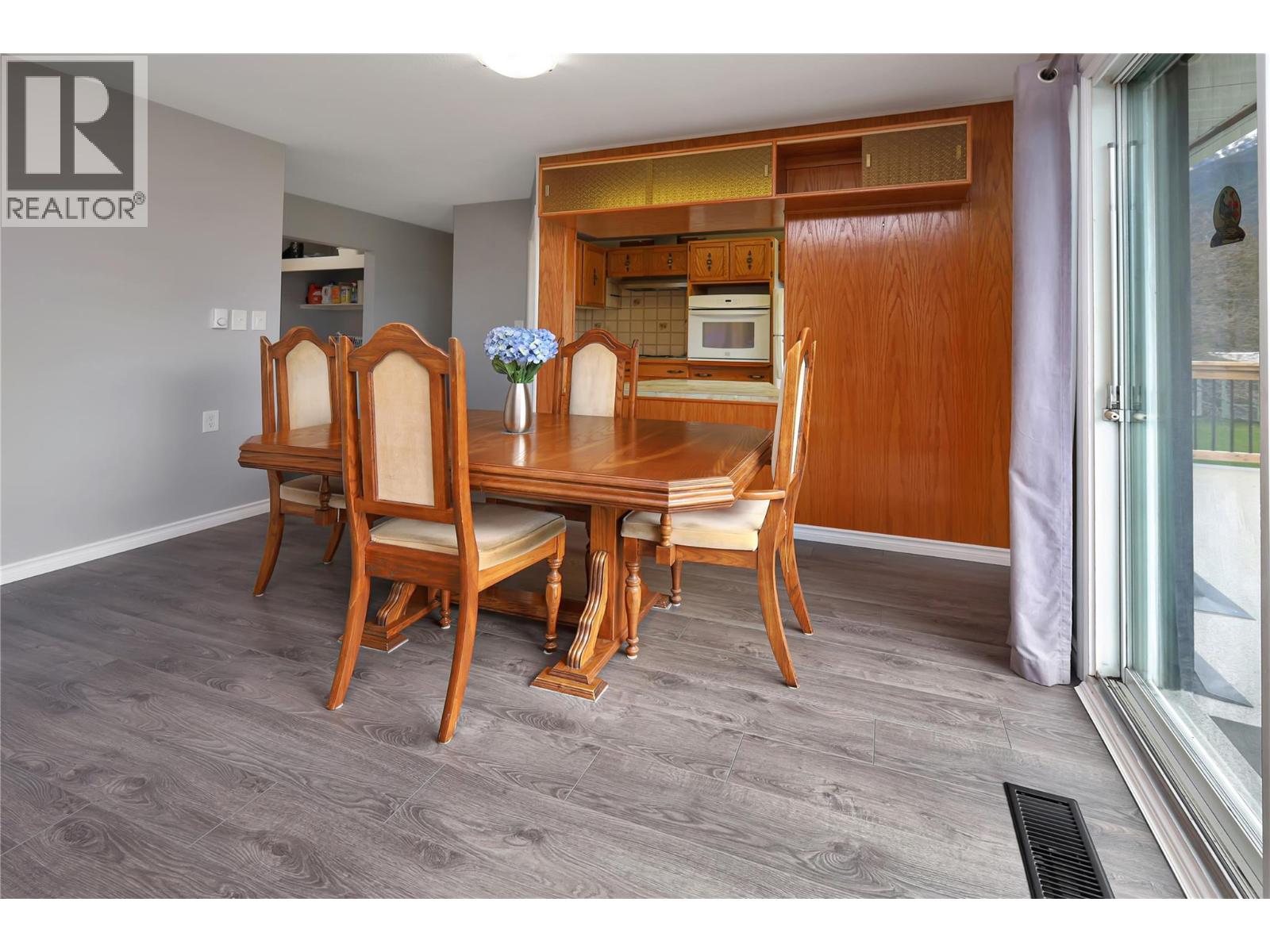3526 Island Pond Road, Skookumchuck, British Columbia  V0B 2E0 - Photo 17 - 10385283