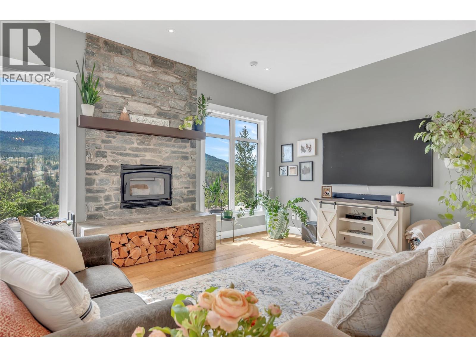 8388 Princeton Summerland Road, Summerland, British Columbia  V0H 1Z8 - Photo 12 - 10385815