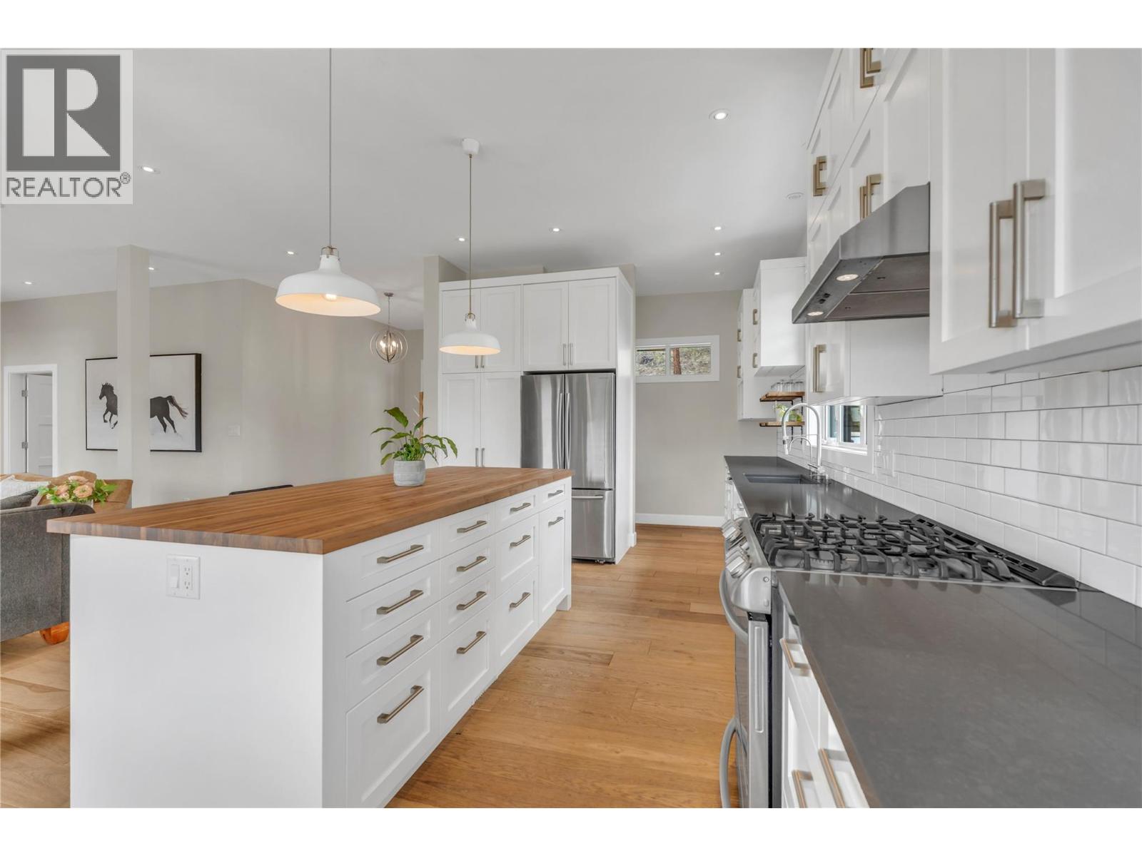 8388 Princeton Summerland Road, Summerland, British Columbia  V0H 1Z8 - Photo 5 - 10385815