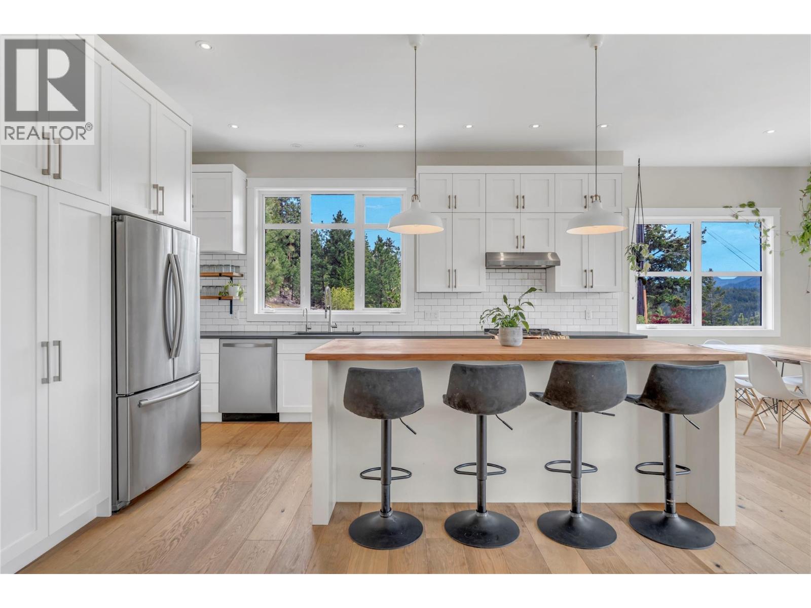 8388 Princeton Summerland Road, Summerland, British Columbia  V0H 1Z8 - Photo 9 - 10385815