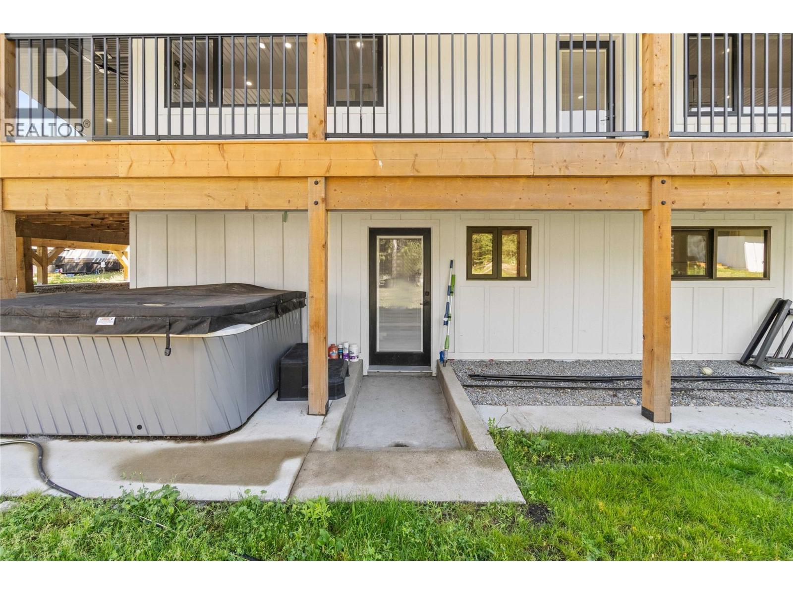 22 Parsons Road, Mara, British Columbia  V0E 2K0 - Photo 81 - 10385680