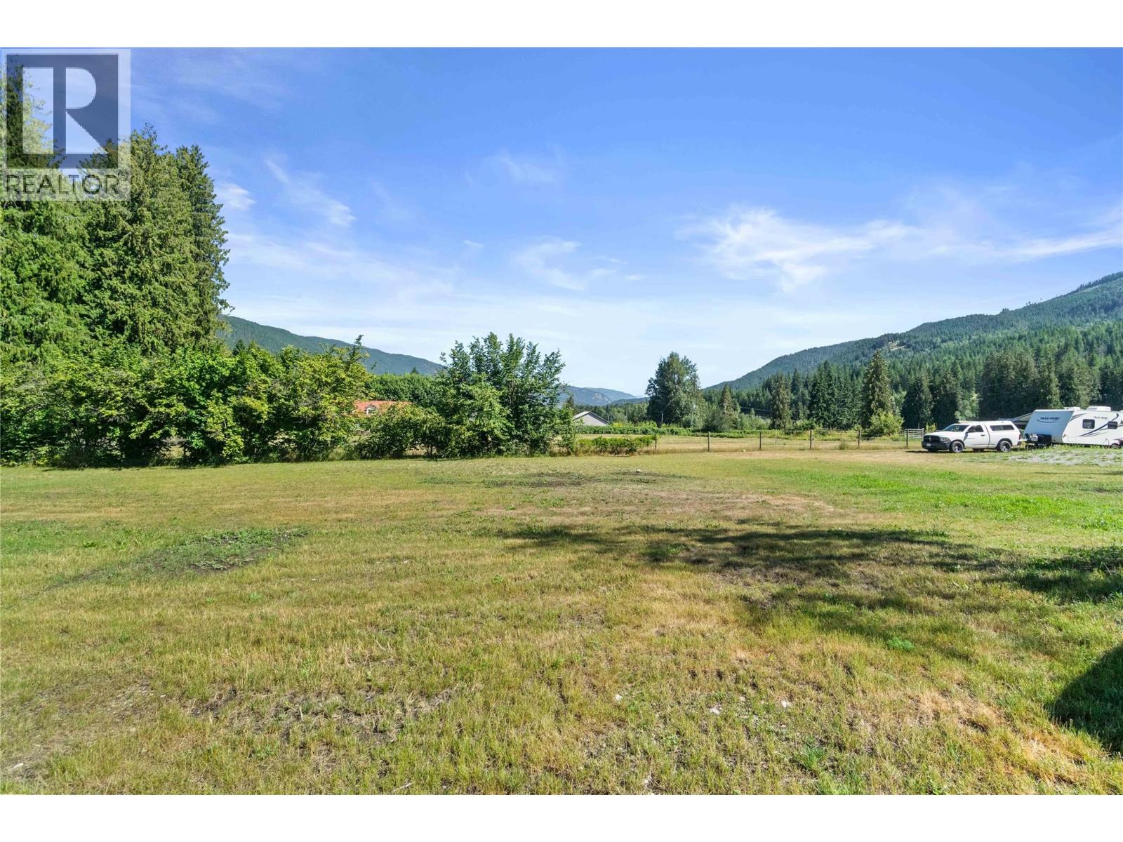 22 Parsons Road, Mara, British Columbia  V0E 2K0 - Photo 82 - 10385680