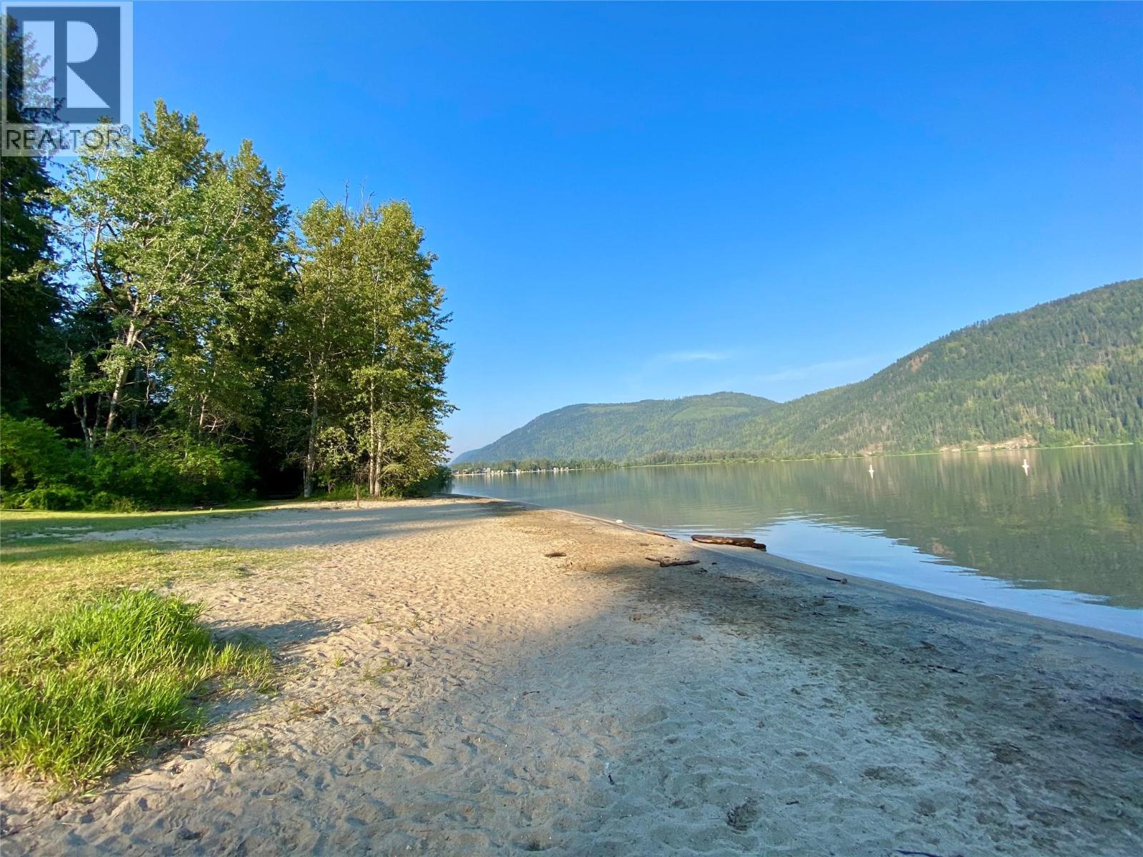22 Parsons Road, Mara, British Columbia  V0E 2K0 - Photo 94 - 10385680
