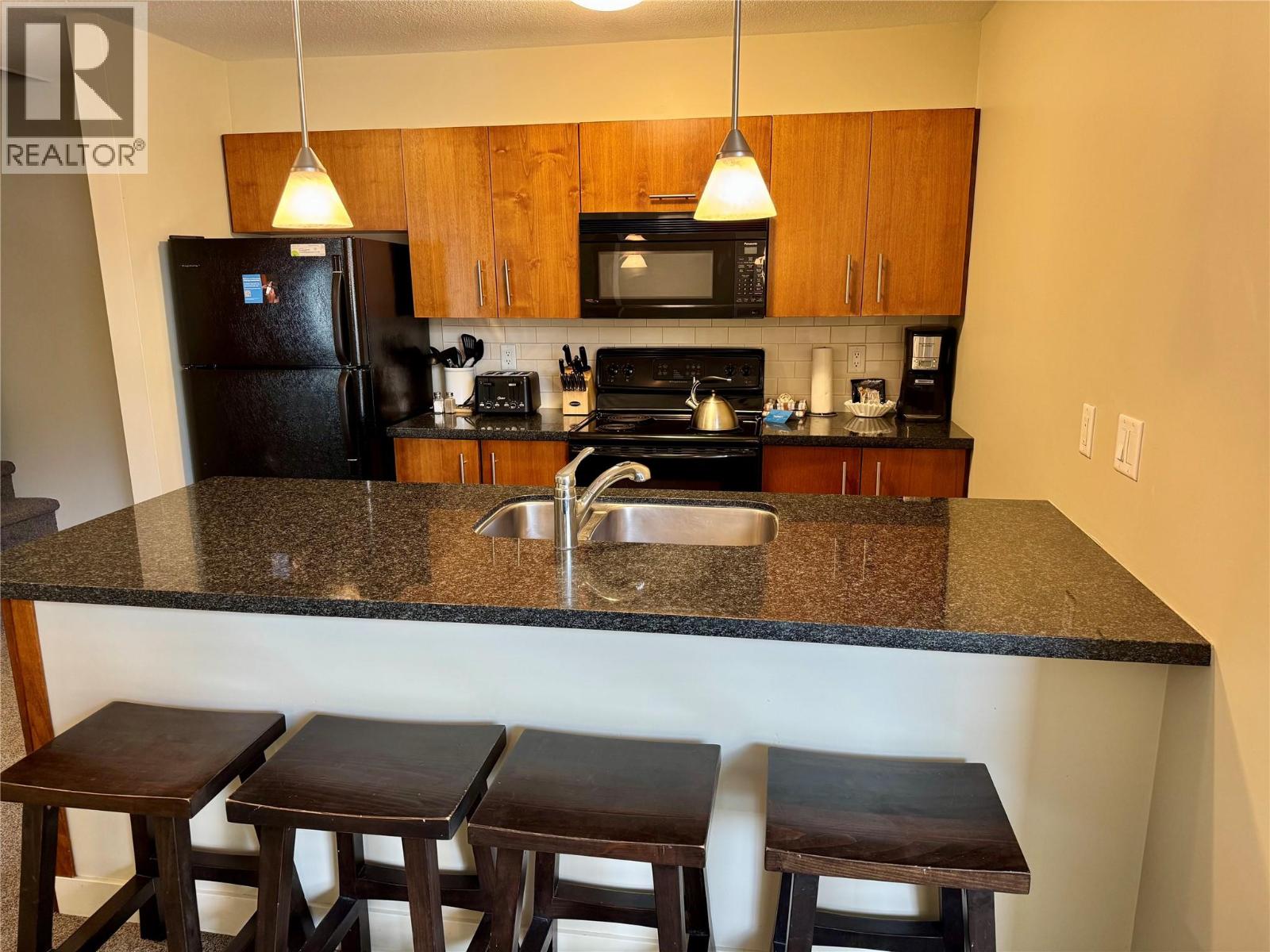 2049 Summit Drive Unit# 225, Panorama Mountain, British Columbia  V0A 1T0 - Photo 5 - 10385364