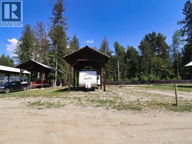 1701 Ireland Road Unit# 10, North Shuswap, British Columbia  V0E 1M9 - Photo 3 - 10385070