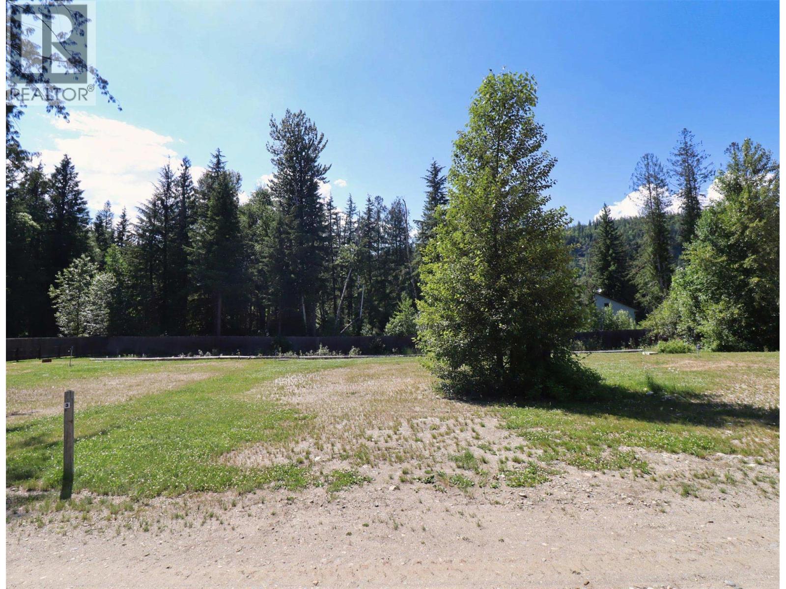 1701 Ireland Road Unit# 3, Seymour Arm, British Columbia  V0E 1M9 - Photo 2 - 10385071