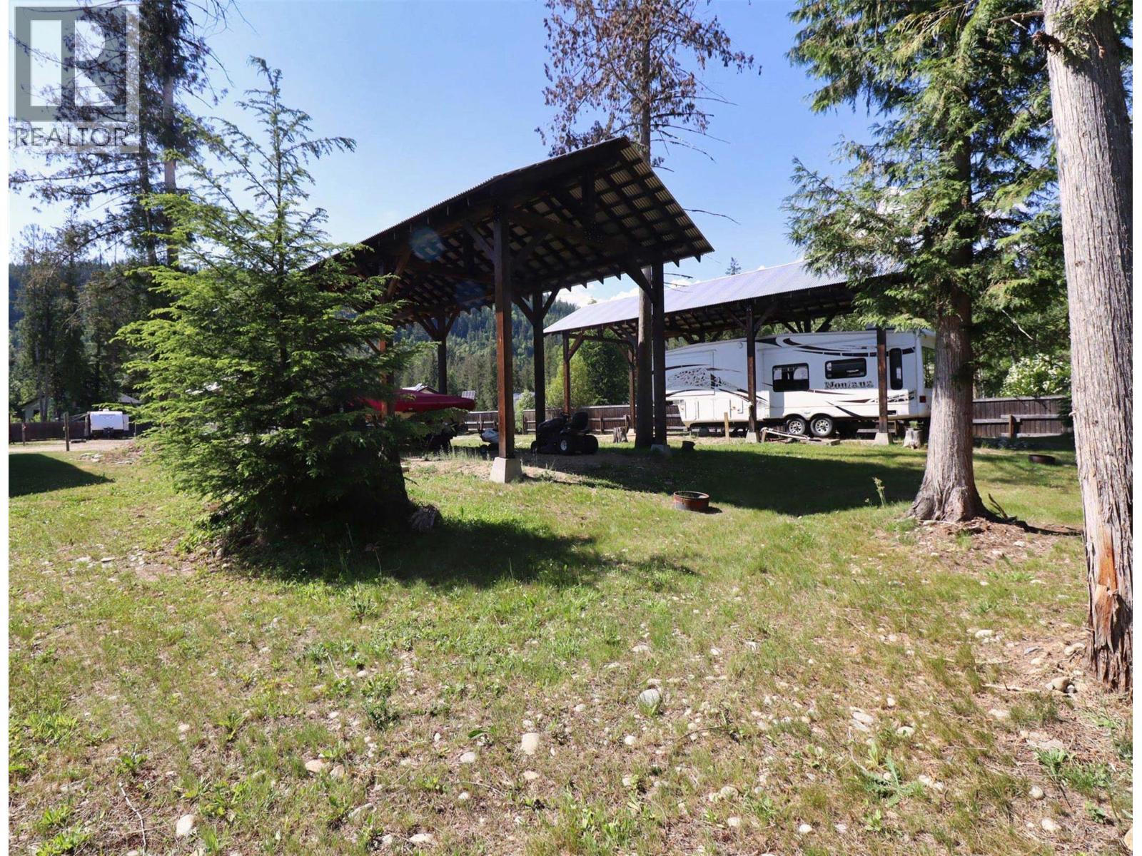 1701 Ireland Road Unit# 12, Seymour Arm, British Columbia  V0E 1M9 - Photo 18 - 10385061