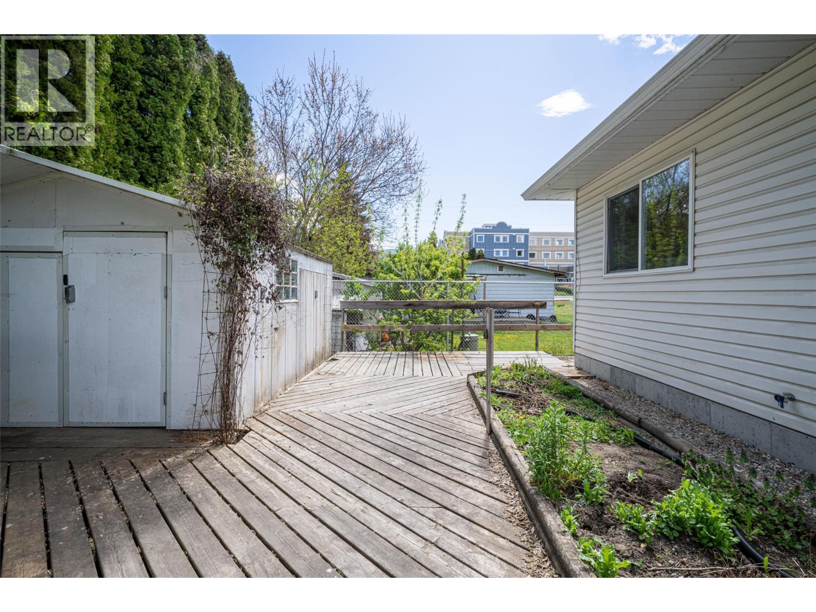 2716 Wolfenden Terrace Unit# 1, Armstrong, British Columbia  V4Y 2A6 - Photo 38 - 10385796
