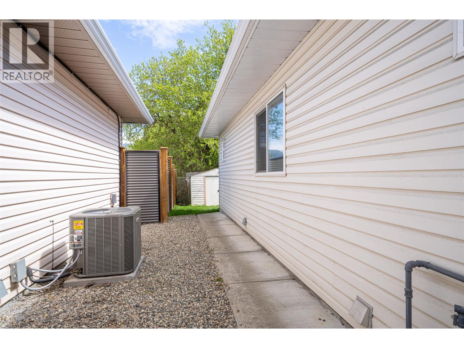 2716 Wolfenden Terrace Unit# 1, Armstrong, British Columbia  V4Y 2A6 - Photo 41 - 10385796