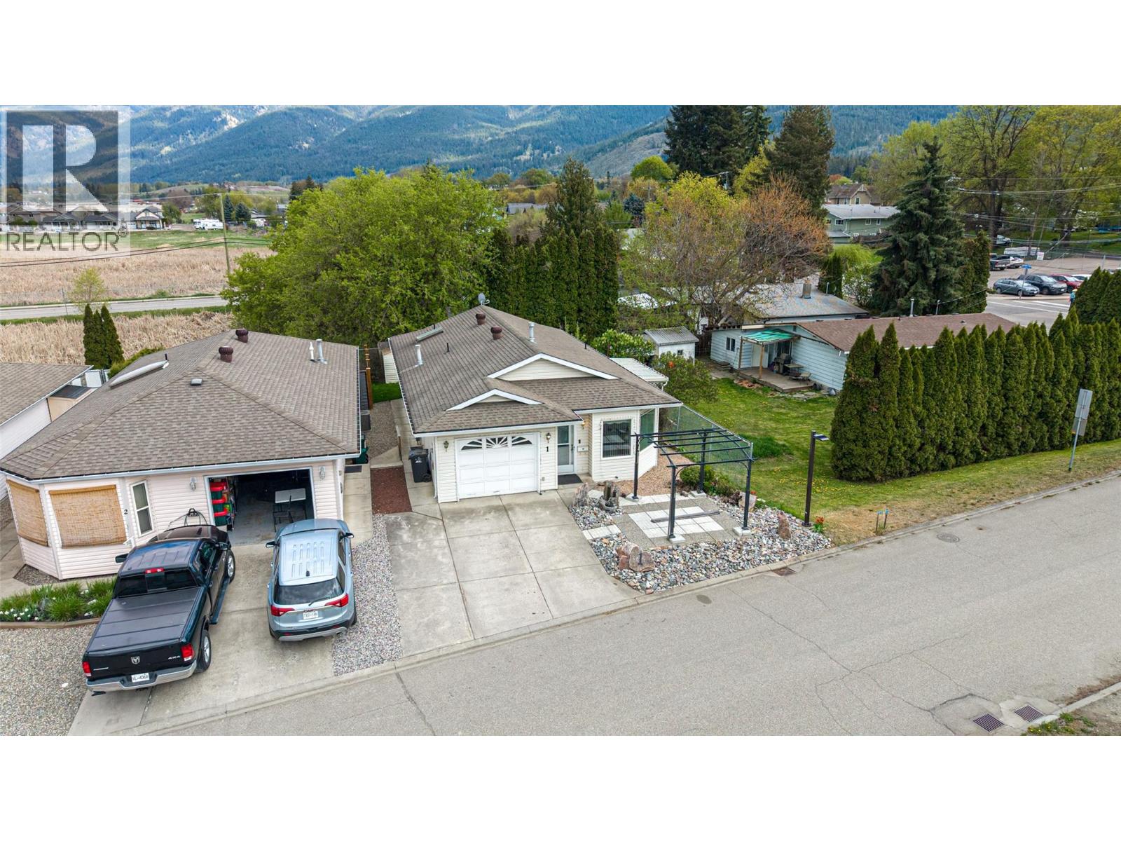 2716 Wolfenden Terrace Unit# 1, Armstrong, British Columbia  V4Y 2A6 - Photo 46 - 10385796