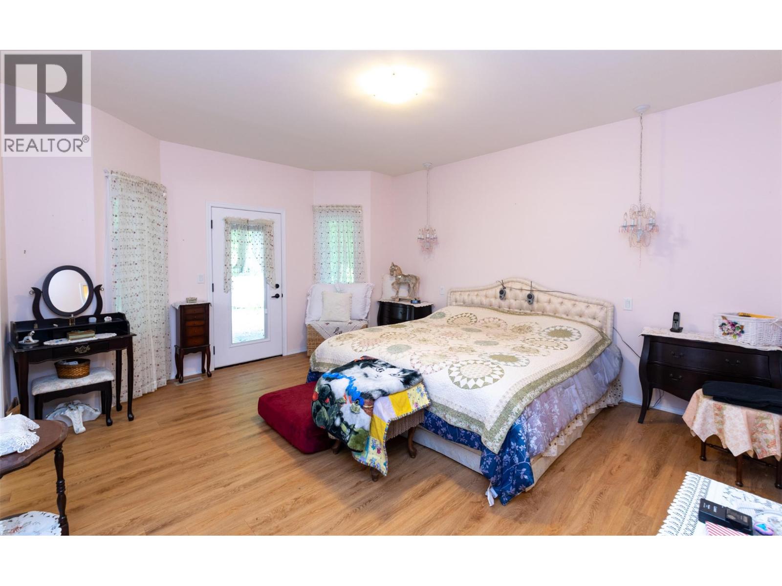 741 Enderby Mabel Lake Road, Enderby, British Columbia  V4Y 4K5 - Photo 17 - 10385544