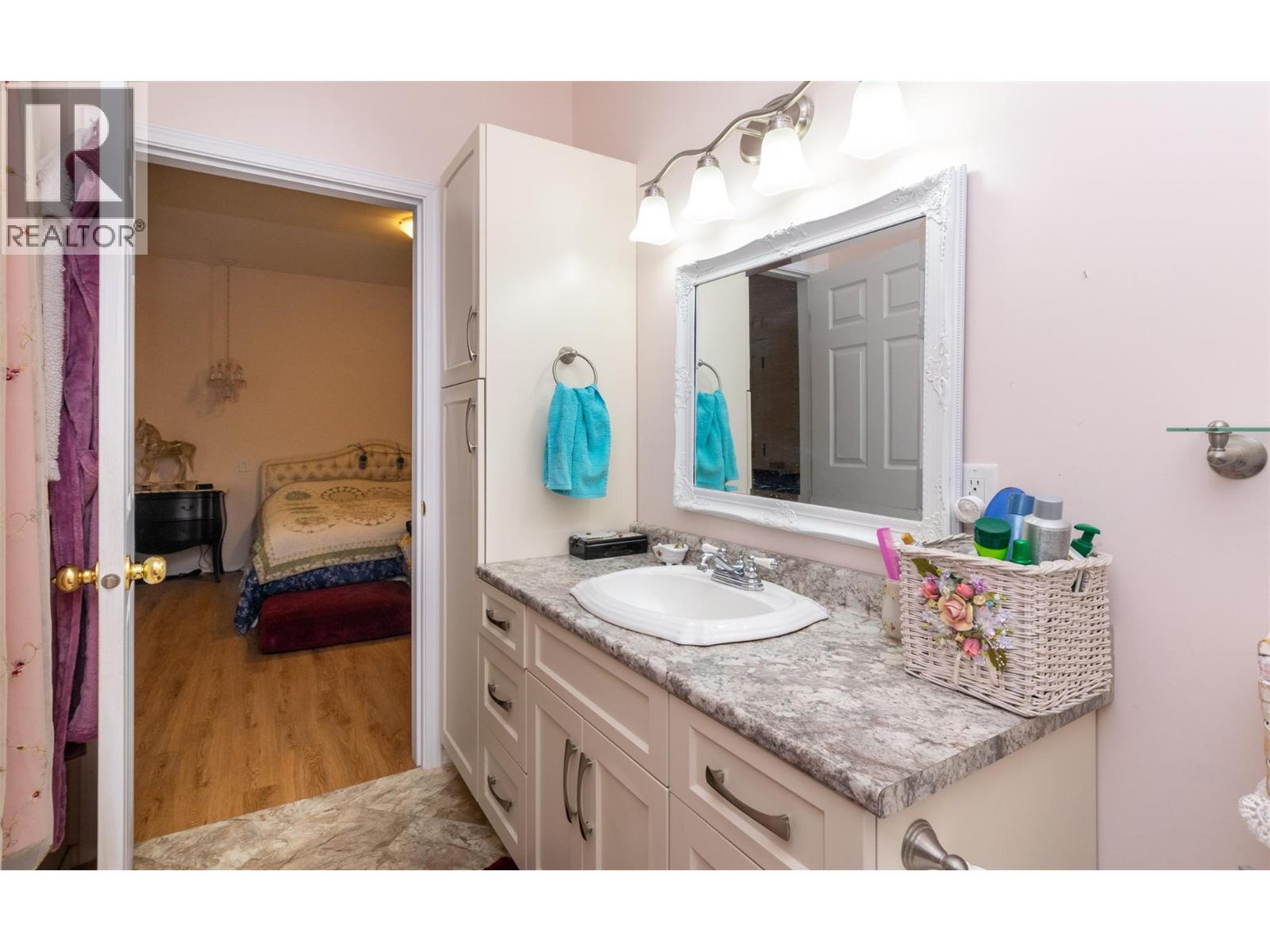741 Enderby Mabel Lake Road, Enderby, British Columbia  V4Y 4K5 - Photo 19 - 10385544