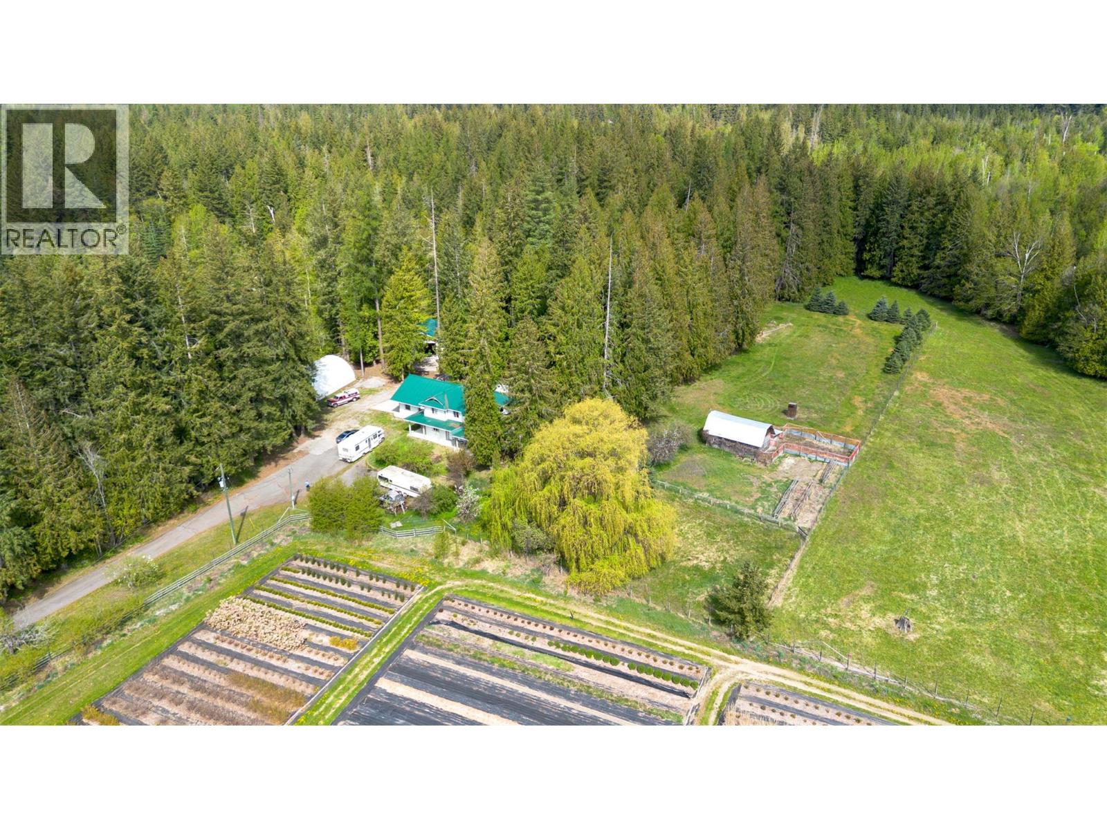 741 Enderby Mabel Lake Road, Enderby, British Columbia  V4Y 4K5 - Photo 2 - 10385544