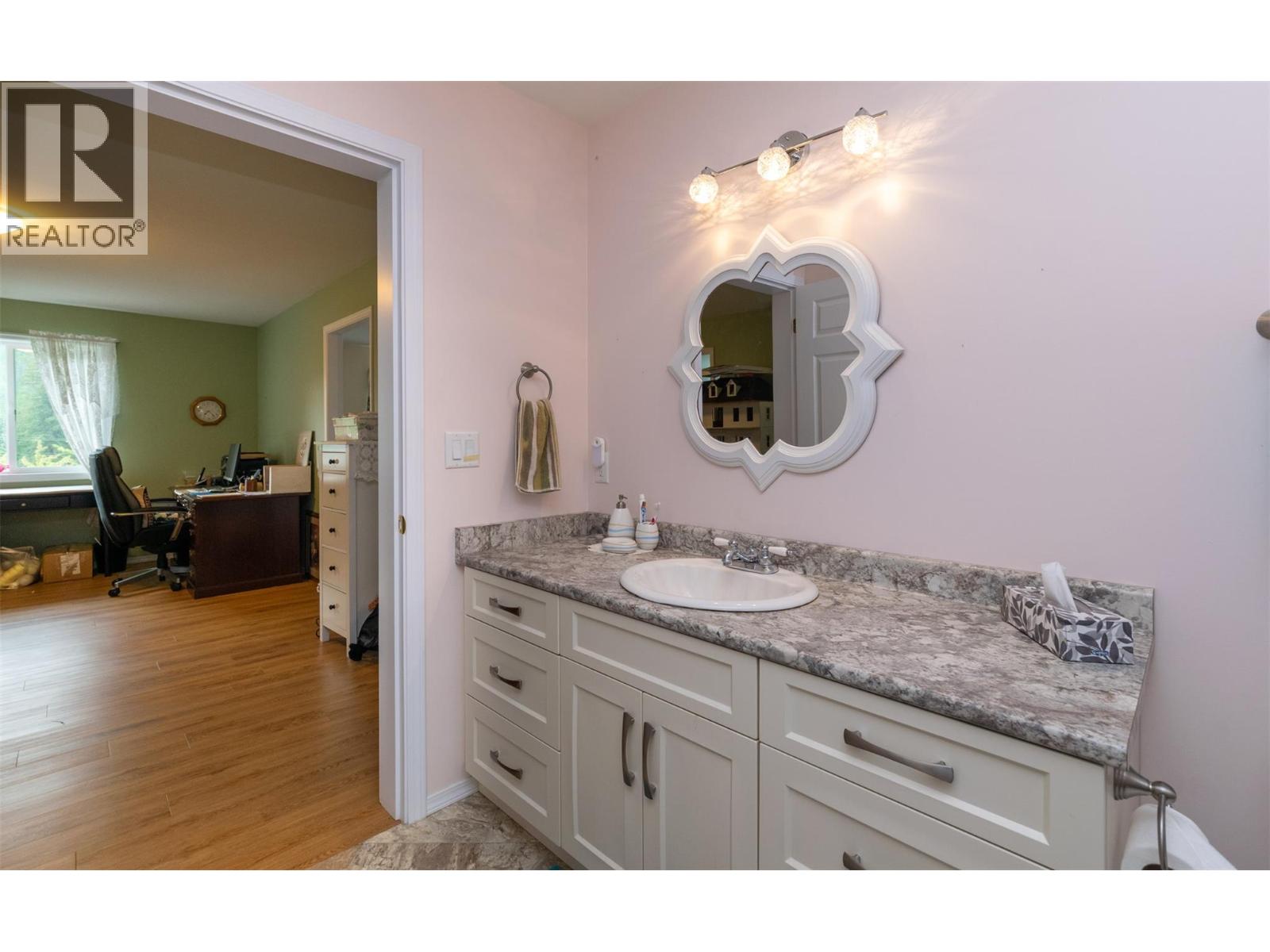 741 Enderby Mabel Lake Road, Enderby, British Columbia  V4Y 4K5 - Photo 34 - 10385544