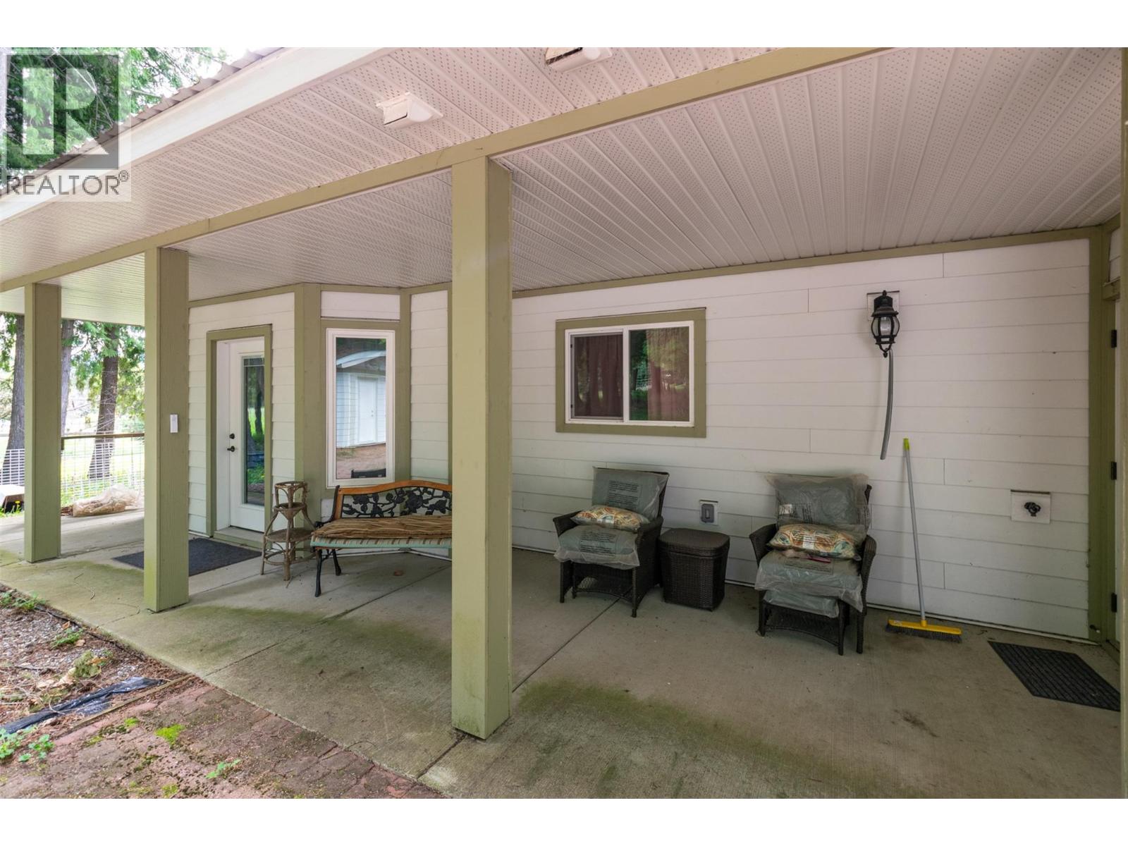 741 Enderby Mabel Lake Road, Enderby, British Columbia  V4Y 4K5 - Photo 42 - 10385544