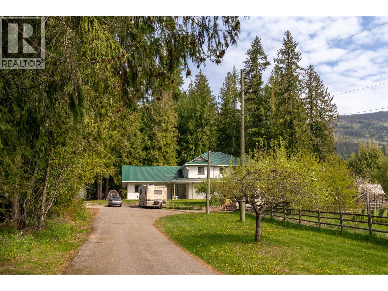 741 Enderby Mabel Lake Road, Enderby, British Columbia  V4Y 4K5 - Photo 60 - 10385544