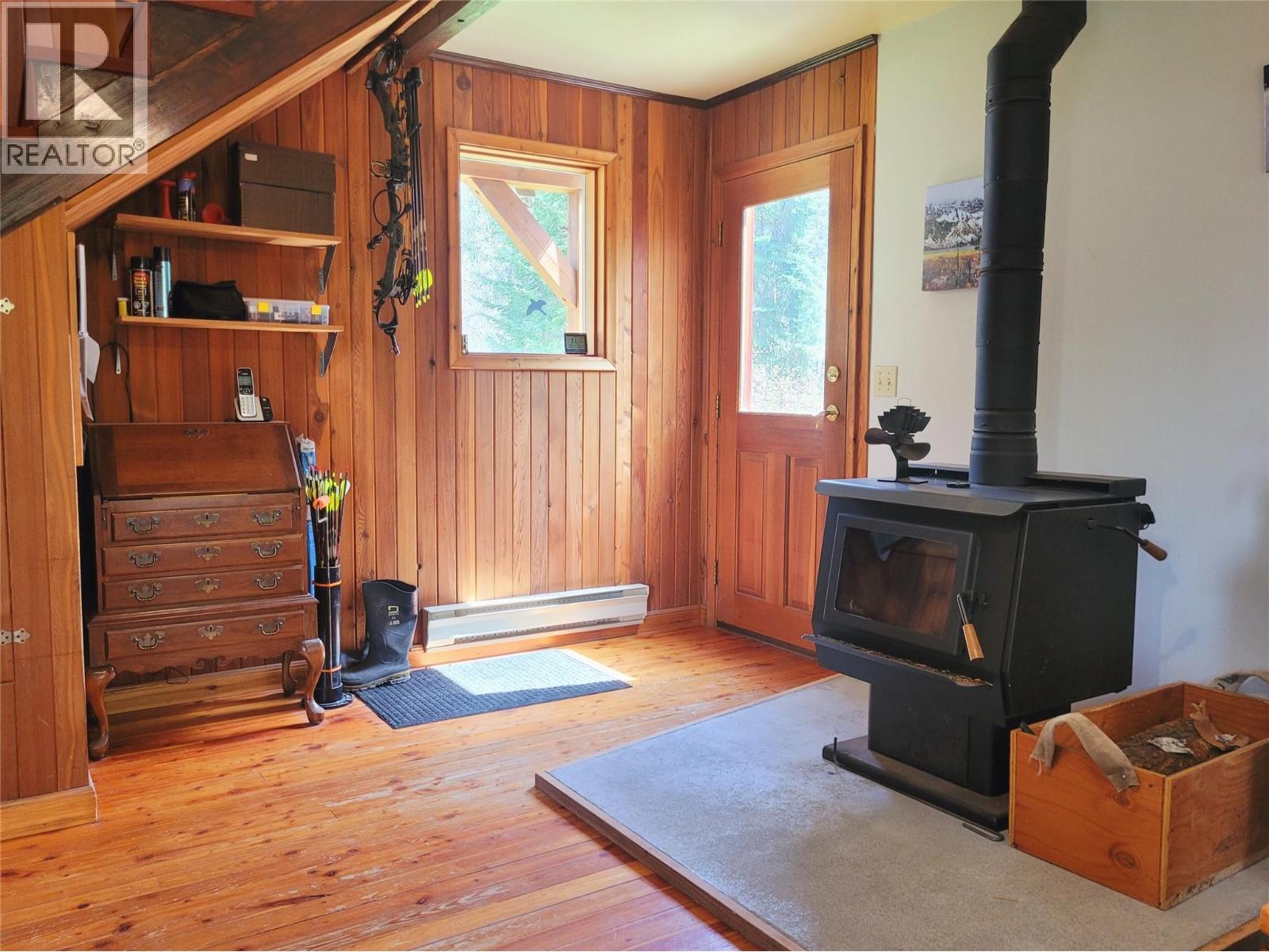 6288 Corral Road, Clearwater, British Columbia  V0E 1N1 - Photo 9 - 10385881
