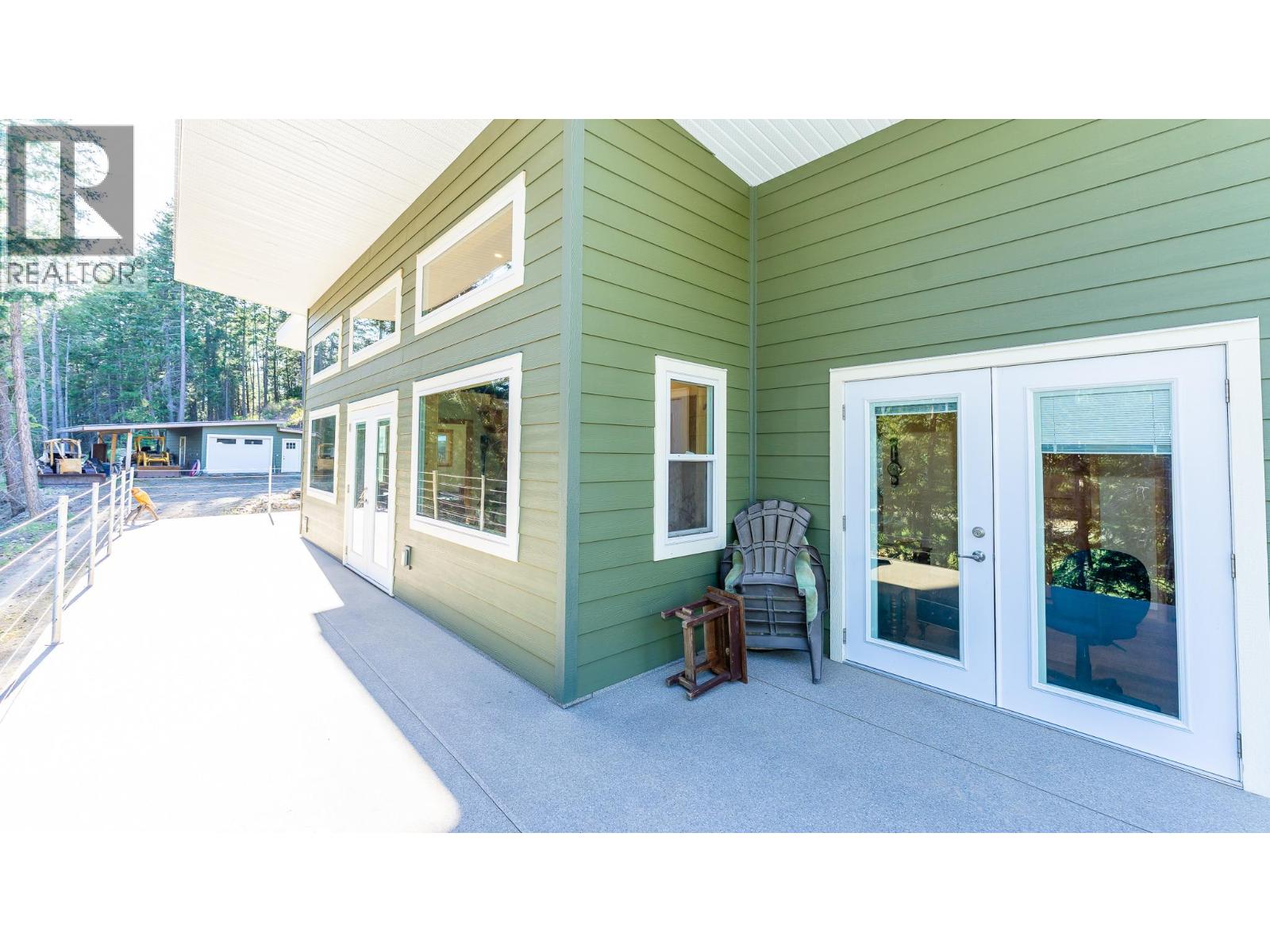 1771 Skimikin Road, Tappen, British Columbia  V0E 2X0 - Photo 9 - 10385824