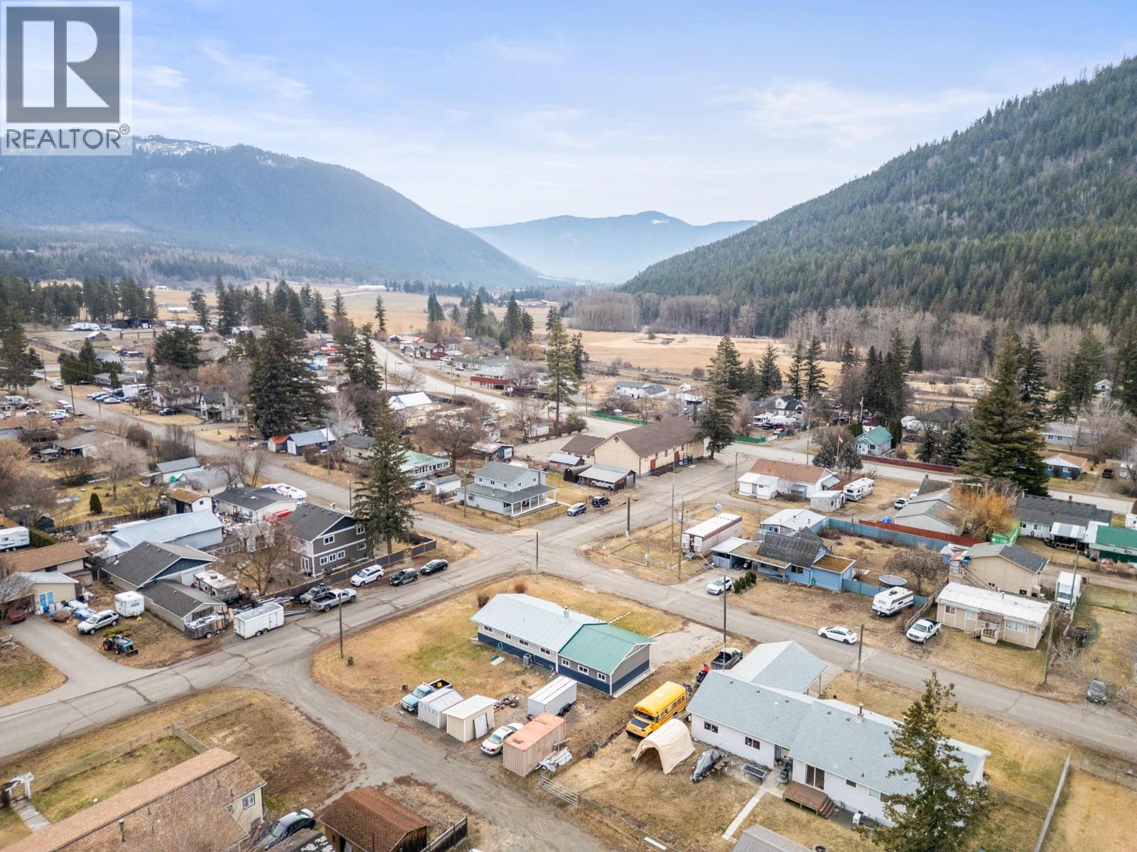 5714 Ponderosa Road, Falkland, British Columbia  V0E 1W0 - Photo 45 - 10385856