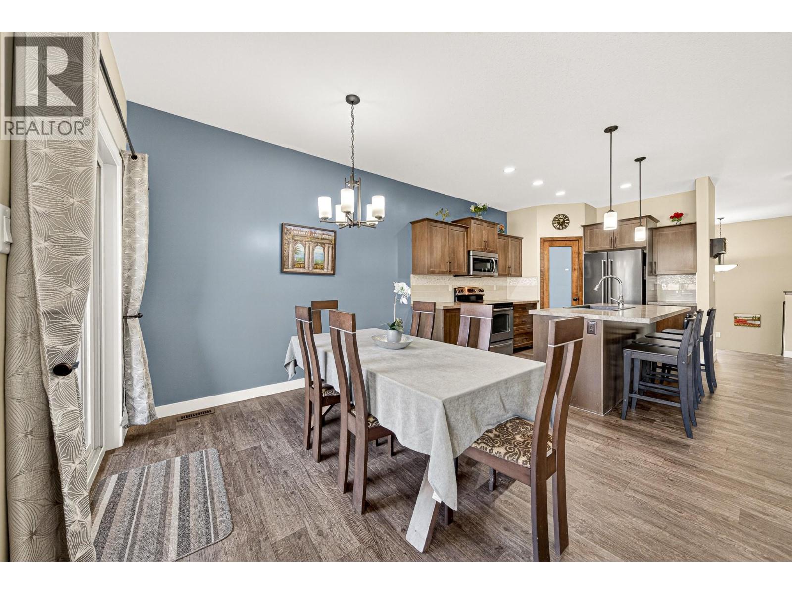 2309 Falcon Court, Sparwood, British Columbia  V0B 2G2 - Photo 10 - 10384416