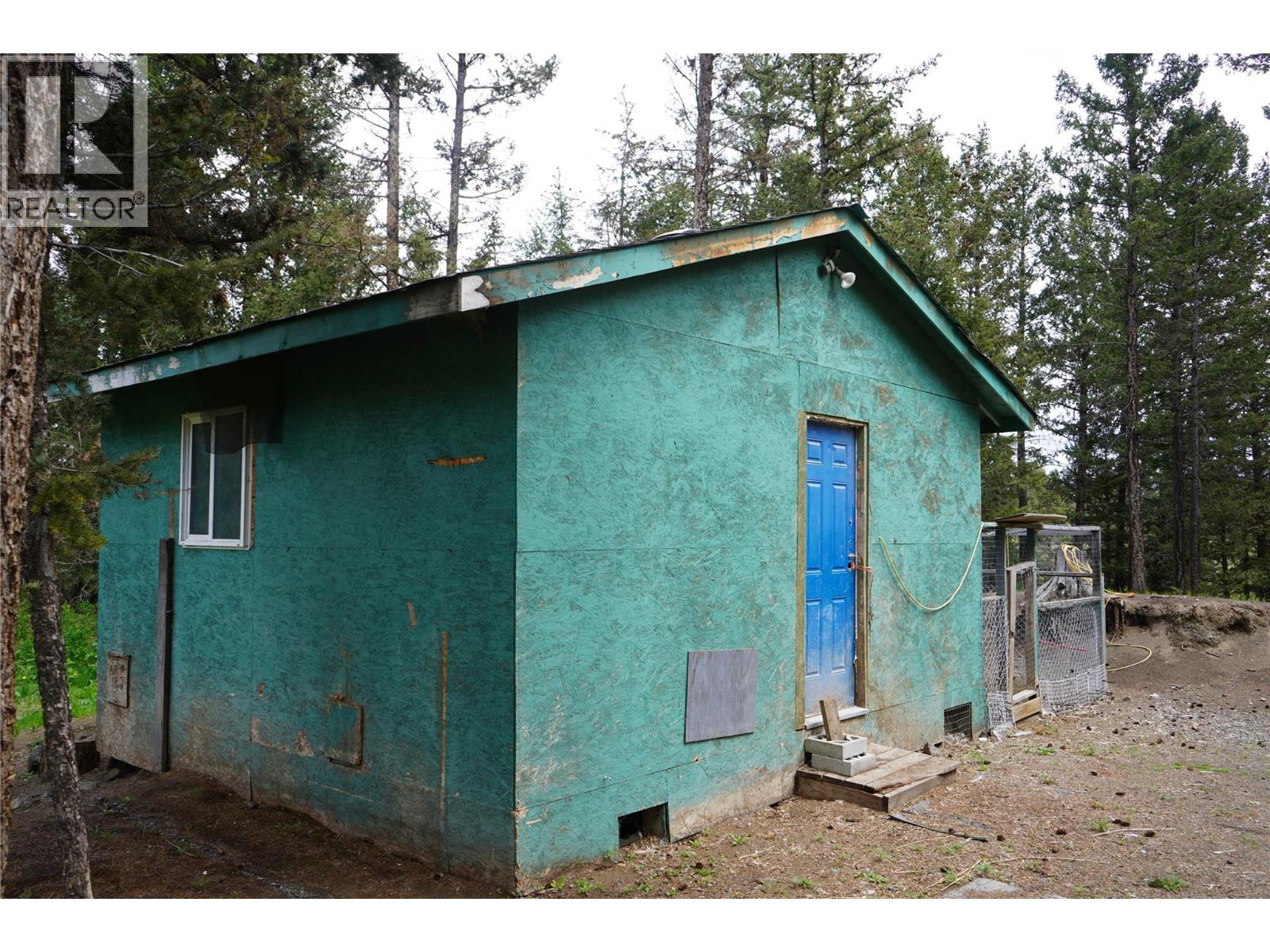 1741 Chasm Road, Clinton, British Columbia  V0K 1K0 - Photo 19 - 10385245