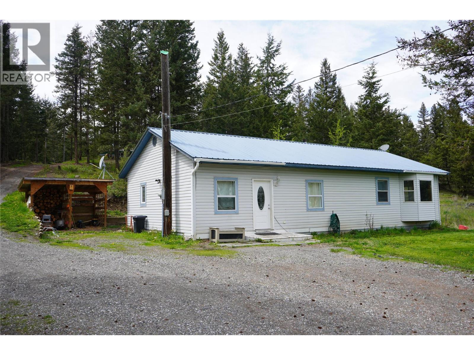 1741 Chasm Road, Clinton, British Columbia  V0K 1K0 - Photo 2 - 10385245