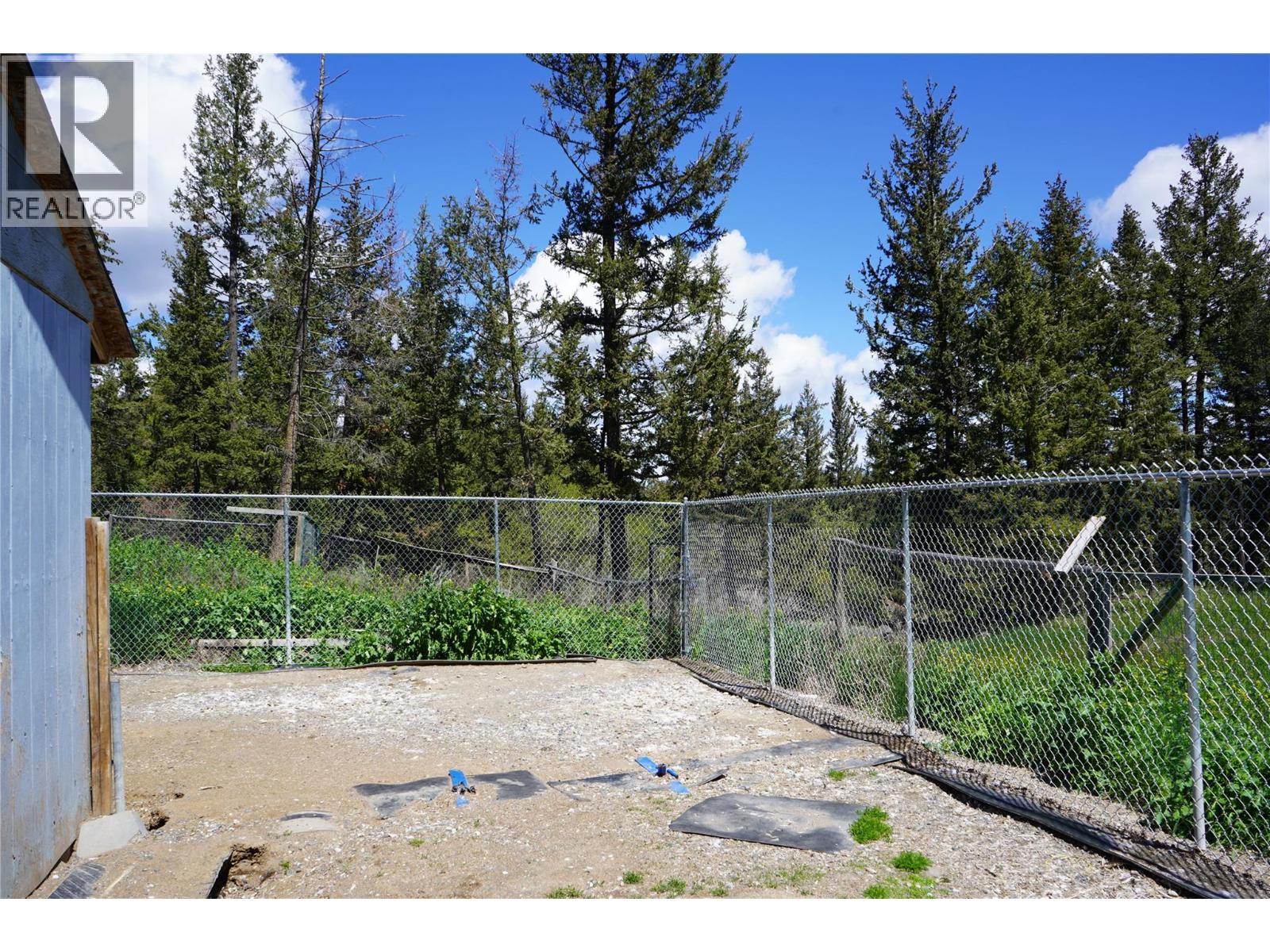 1741 Chasm Road, Clinton, British Columbia  V0K 1K0 - Photo 32 - 10385245