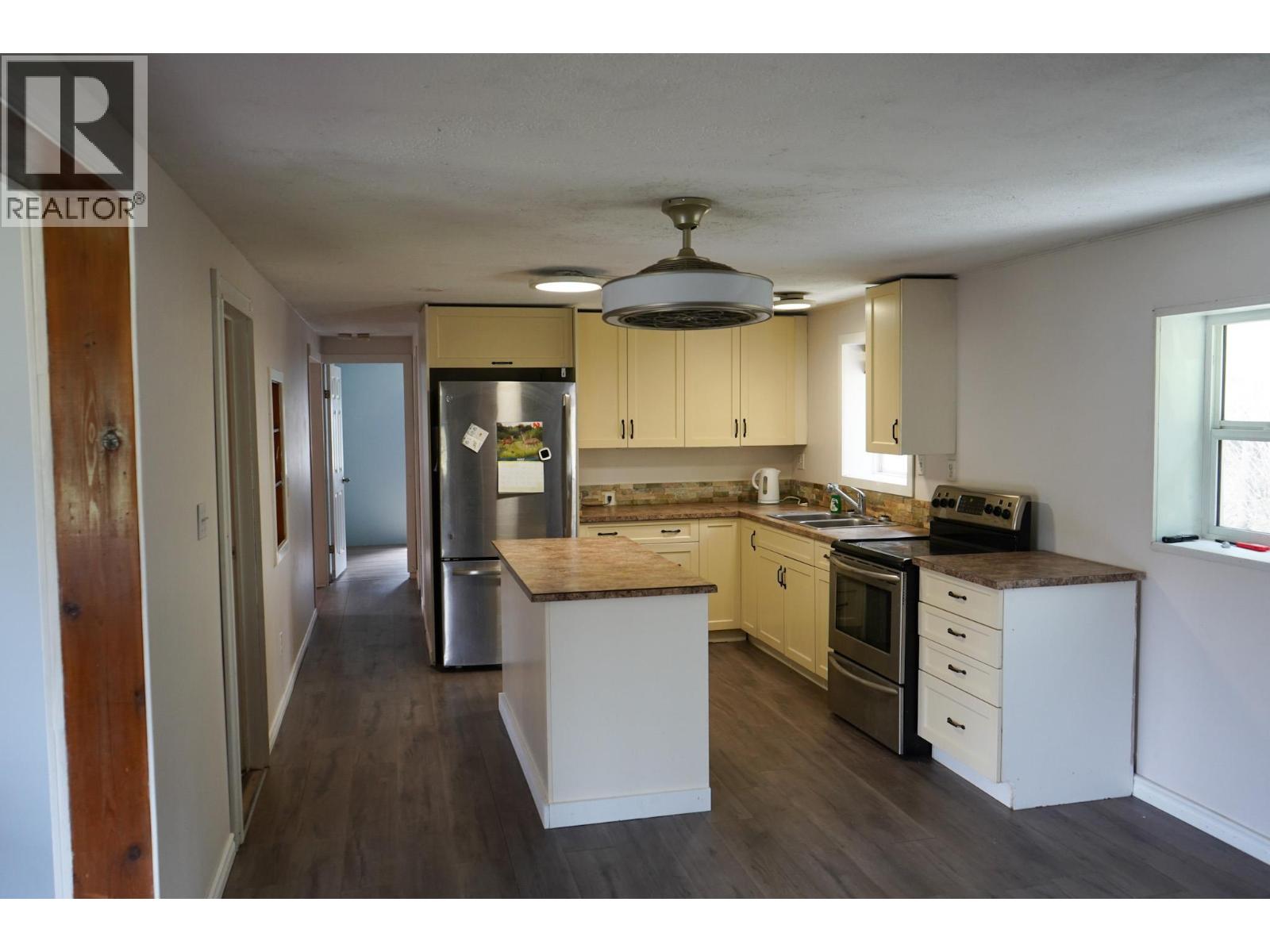 1741 Chasm Road, Clinton, British Columbia  V0K 1K0 - Photo 7 - 10385245