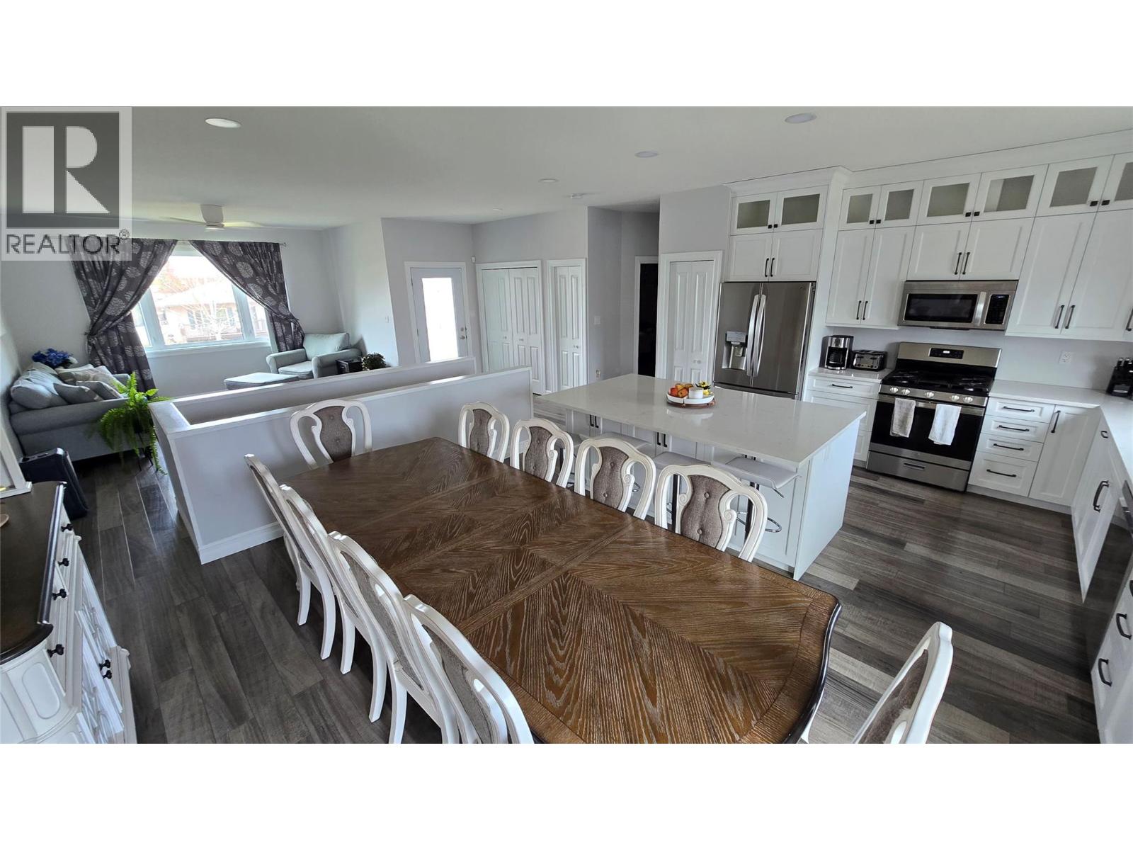 9108 8 Street, Dawson Creek, British Columbia  V1G 3N4 - Photo 4 - 10385891