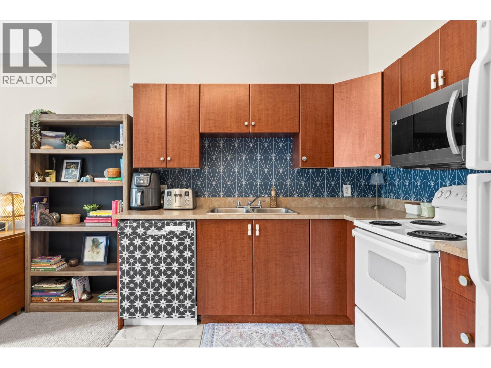 1875 Country Club Drive Unit# 1413, Kelowna, British Columbia  V1V 2W7 - Photo 14 - 10385566