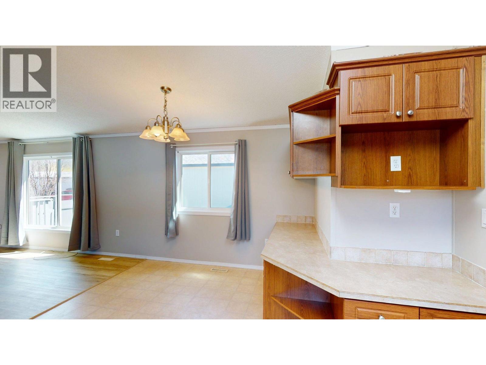 100 Aspen Drive Unit# 121, Sparwood, British Columbia  V0B 2G0 - Photo 11 - 10385883