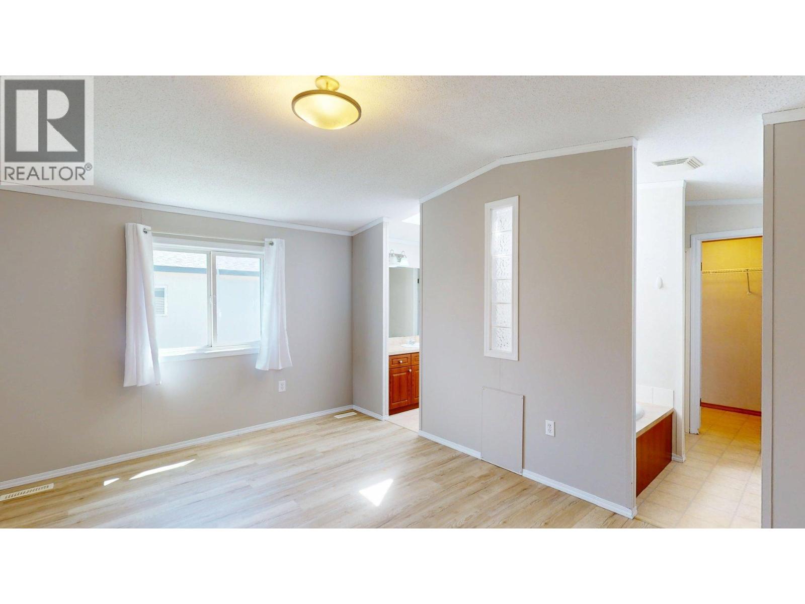 100 Aspen Drive Unit# 121, Sparwood, British Columbia  V0B 2G0 - Photo 16 - 10385883