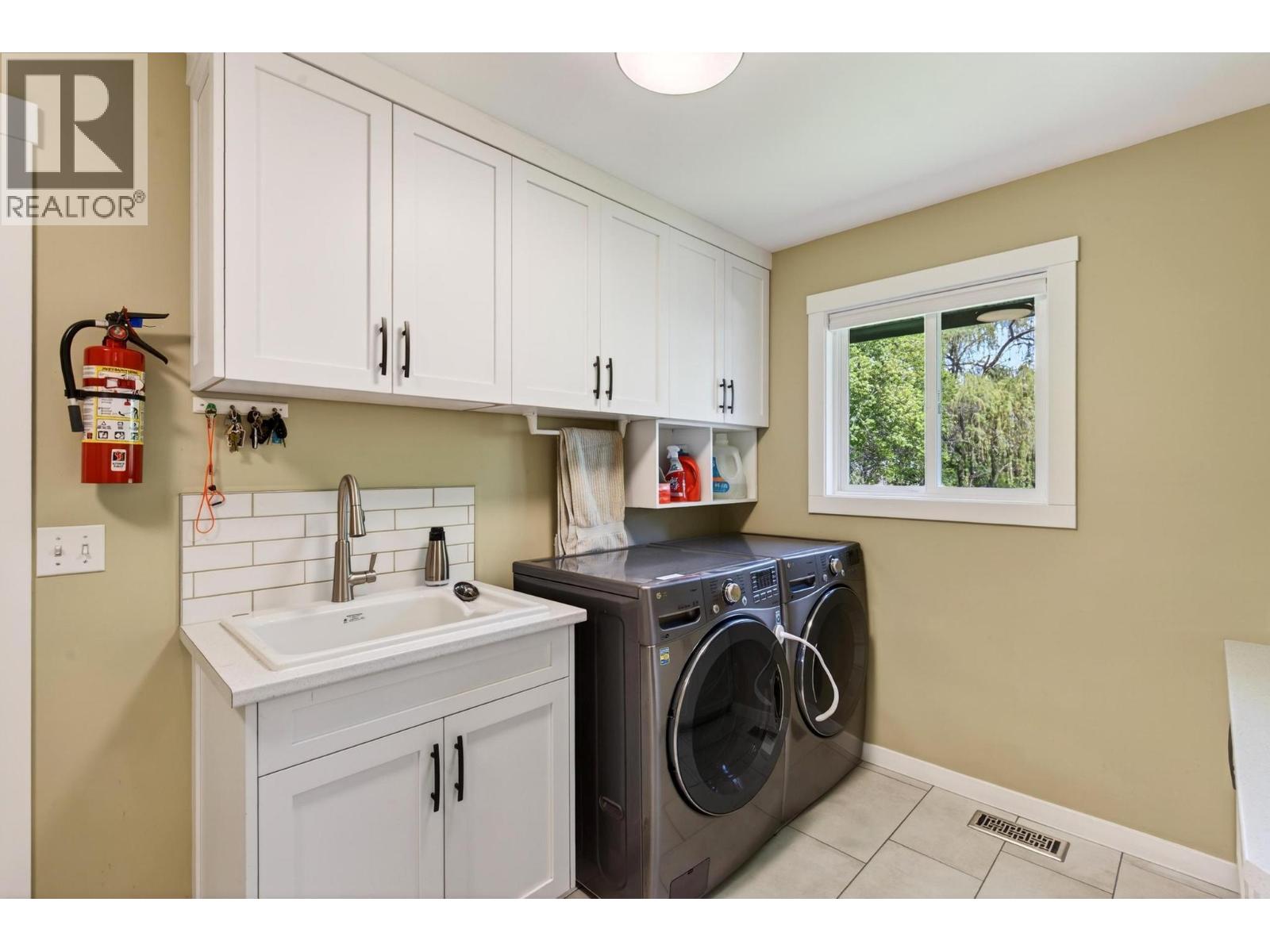 4621 Parkridge Drive, Kelowna, British Columbia  V1W 3A9 - Photo 15 - 10385833