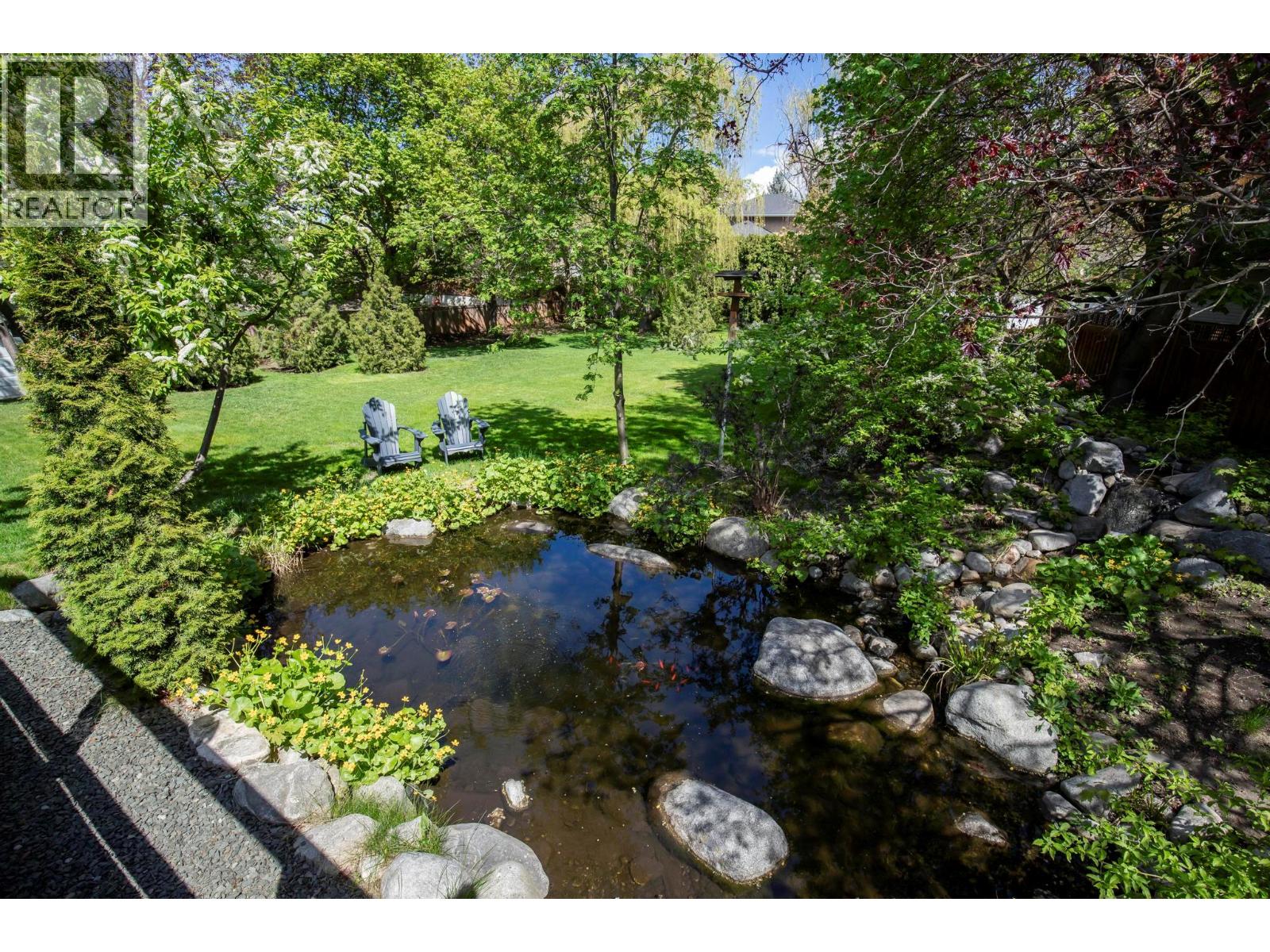 4621 Parkridge Drive, Kelowna, British Columbia  V1W 3A9 - Photo 2 - 10385833