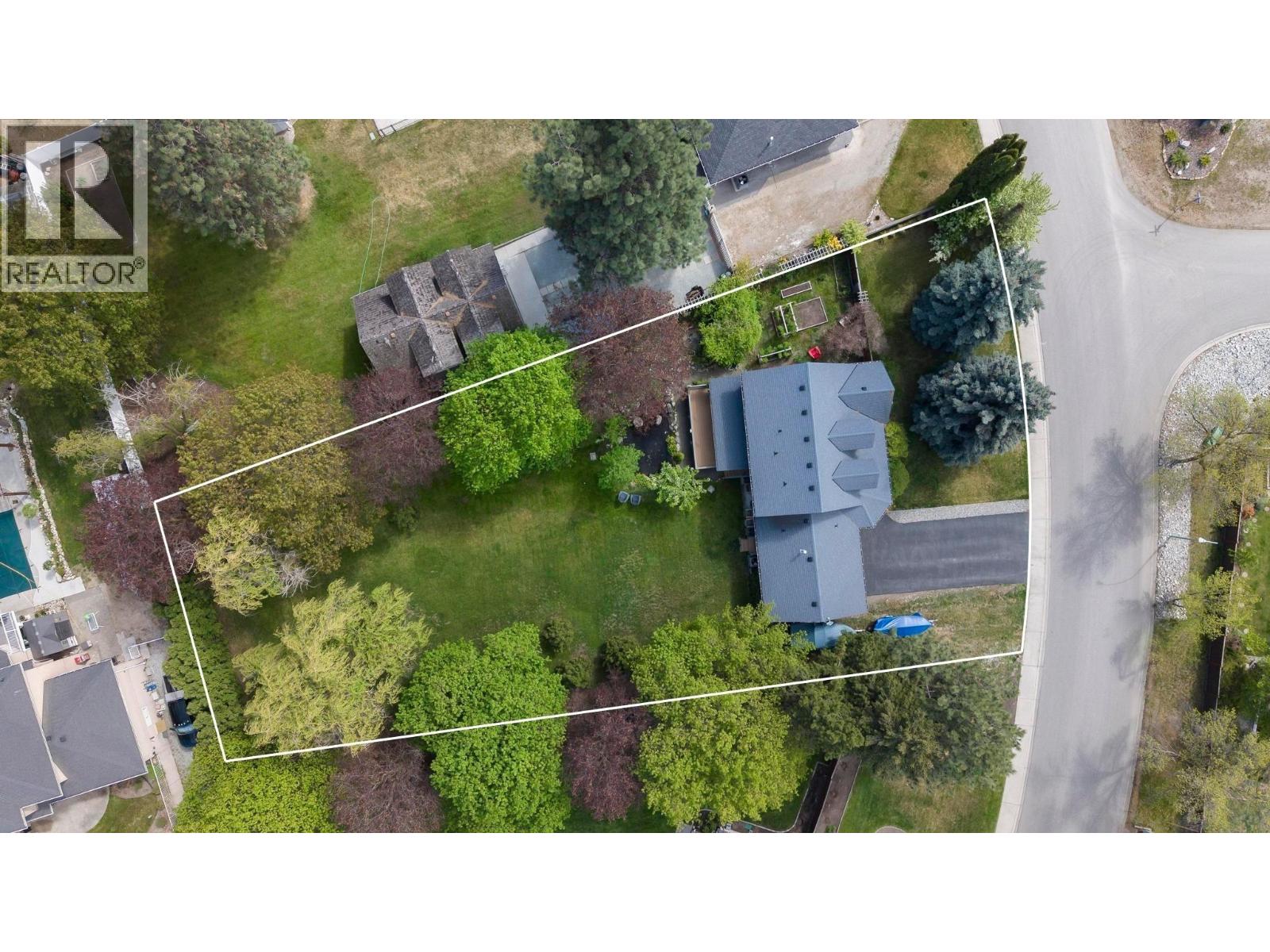 4621 Parkridge Drive, Kelowna, British Columbia  V1W 3A9 - Photo 47 - 10385833