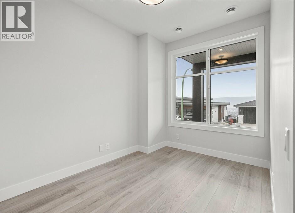 1221 Lone Pine Drive, Kelowna, British Columbia  V1P 0A5 - Photo 16 - 10385910