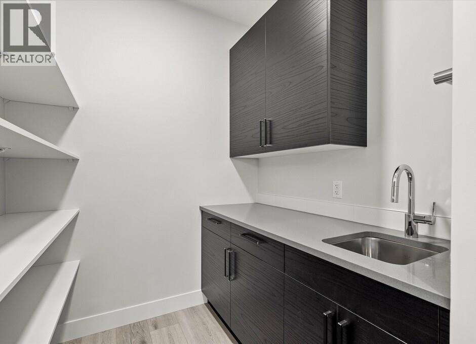 1221 Lone Pine Drive, Kelowna, British Columbia  V1P 0A5 - Photo 5 - 10385910
