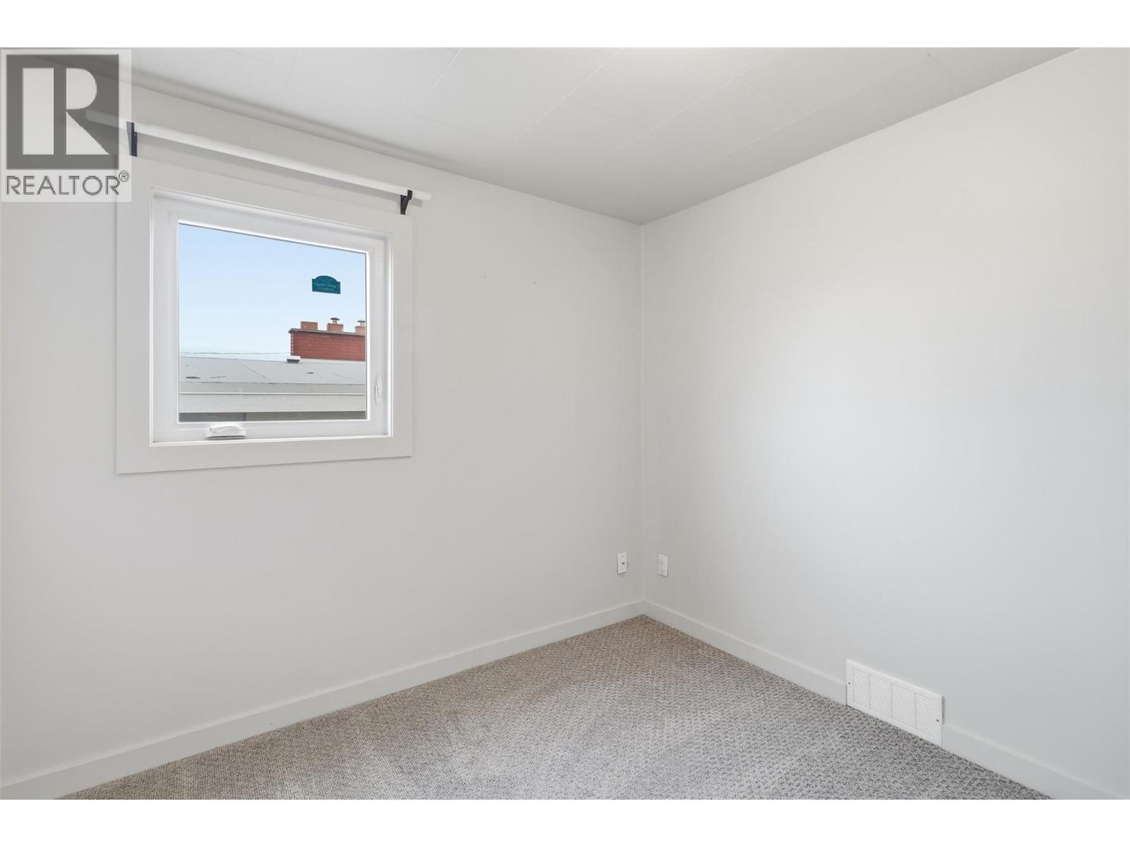 133 Cedar Street, Kamloops, British Columbia  V2B 1G2 - Photo 12 - 10385899