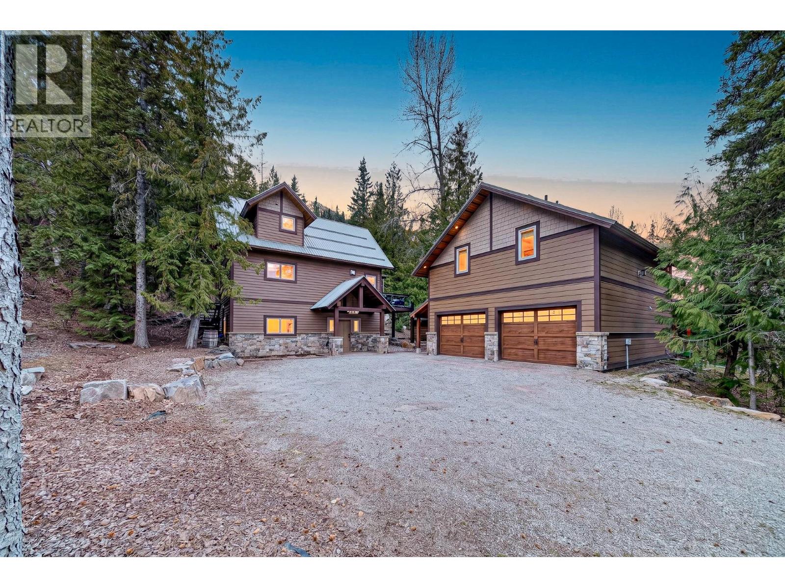 19 Alpine Trail Crescent, Fernie, British Columbia  V0B 1M5 - Photo 12 - 10383898