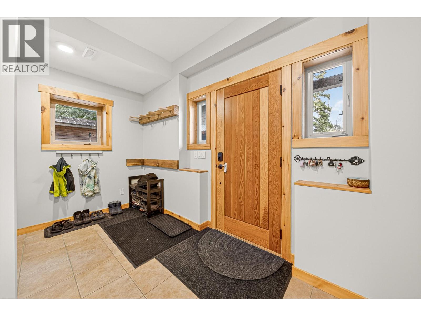 19 Alpine Trail Crescent, Fernie, British Columbia  V0B 1M5 - Photo 13 - 10383898